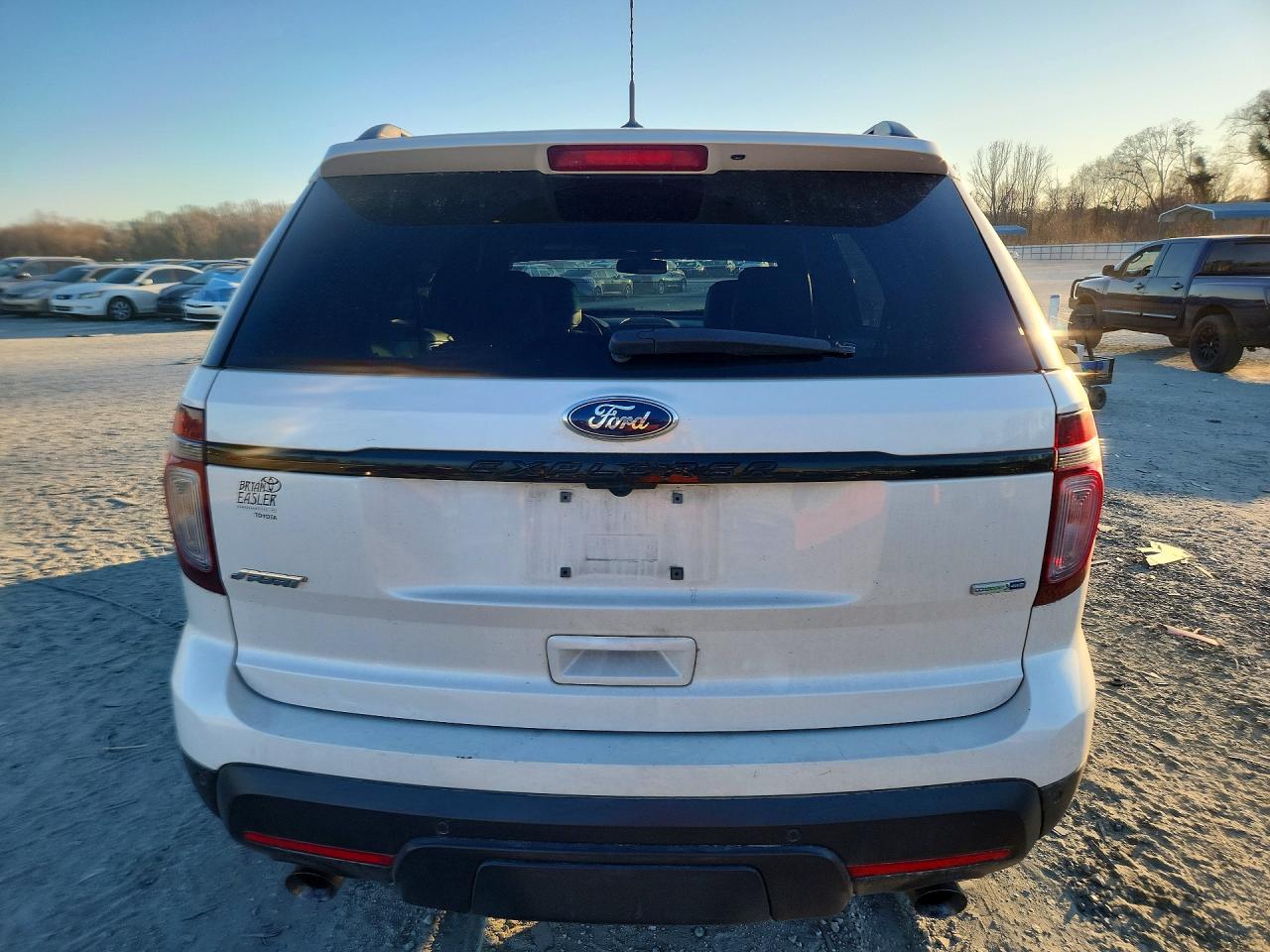 2015 FORD EXPLORER photo 11
