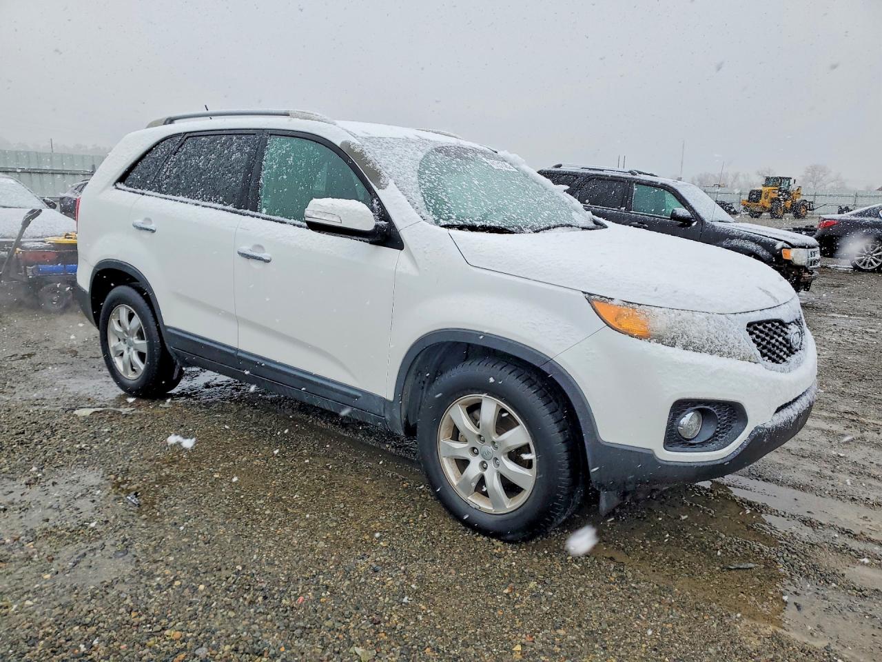 2012 KIA SORENTO BASE photo 7