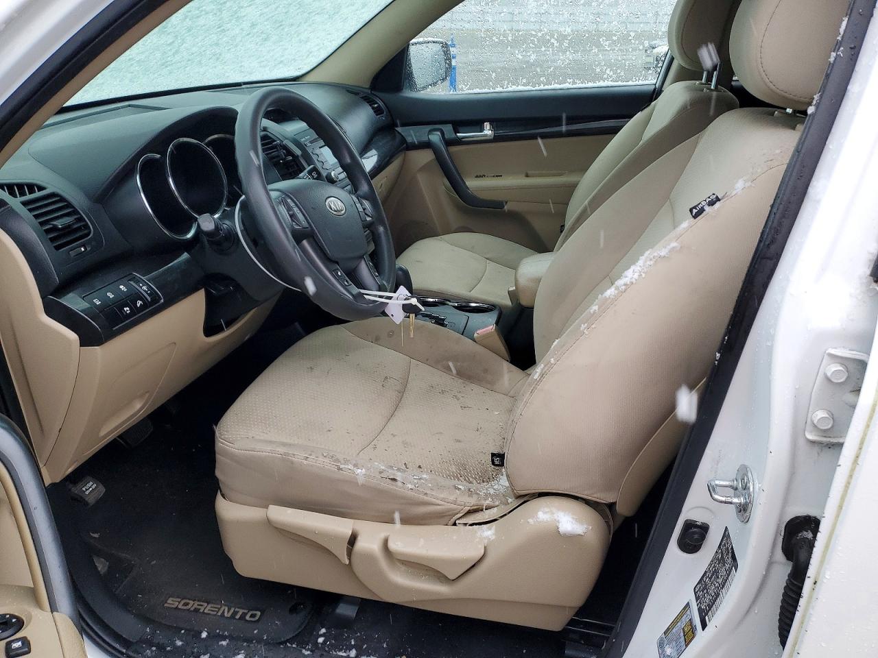 2012 KIA SORENTO BASE photo 13