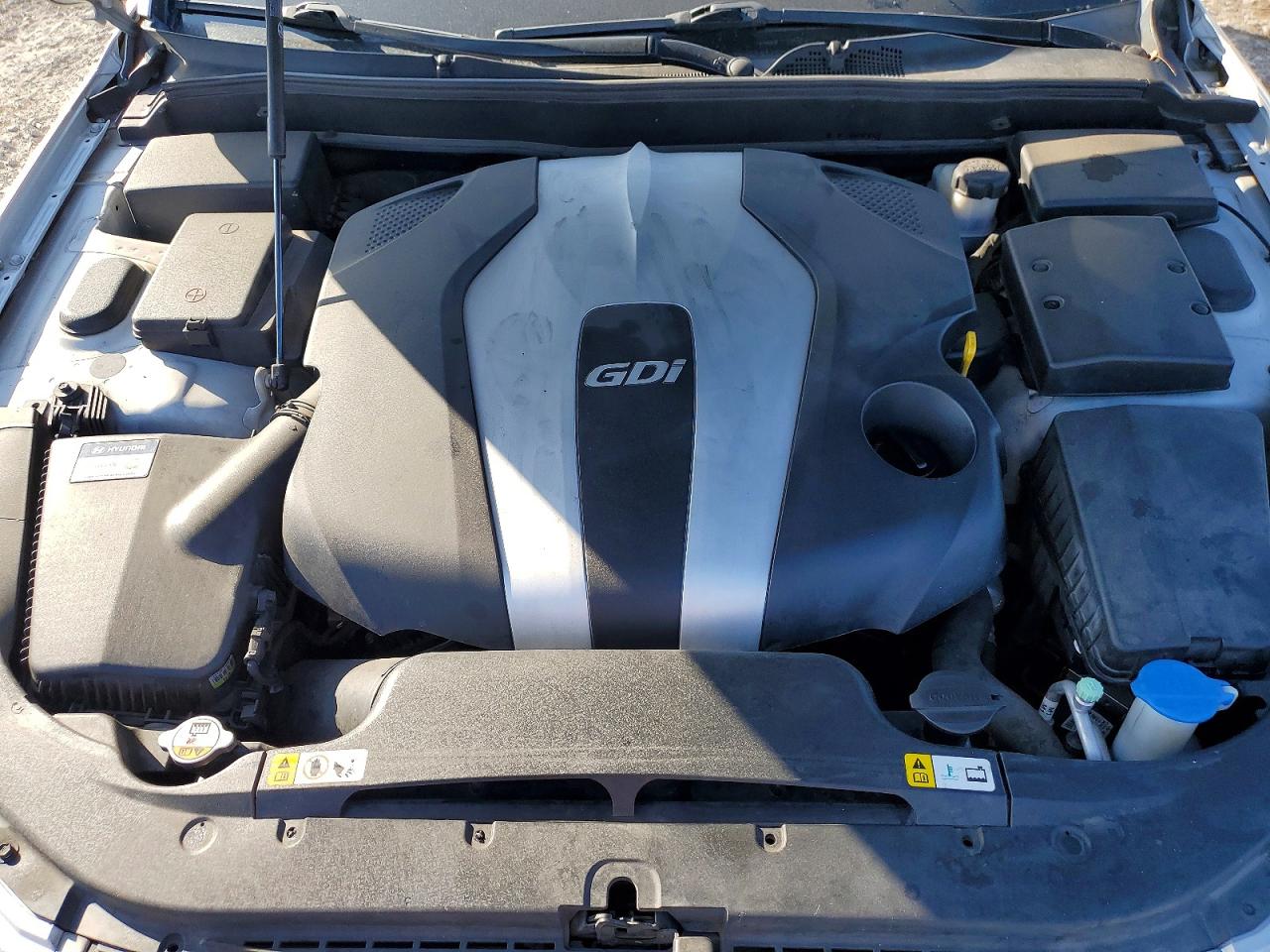 2013 HYUNDAI GENESIS 3.8L photo 21