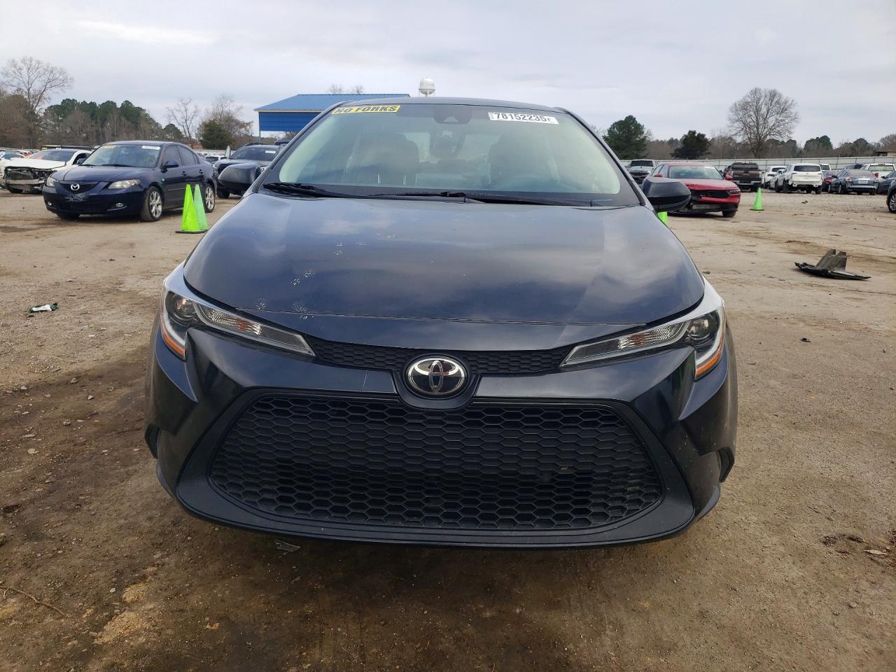 2020 TOYOTA COROLLA LE photo 9