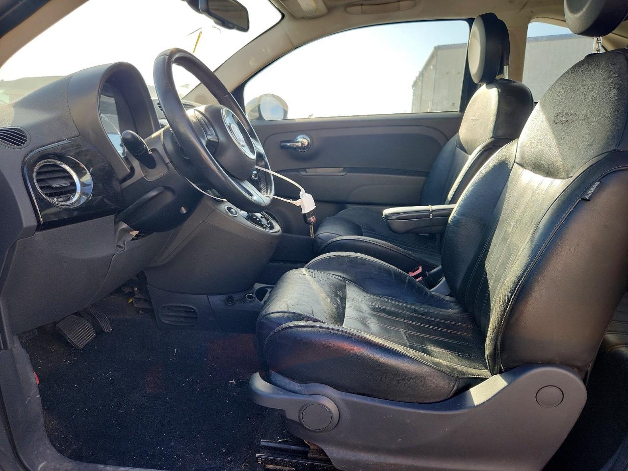 2012 FIAT 500 LOUNGE photo 19