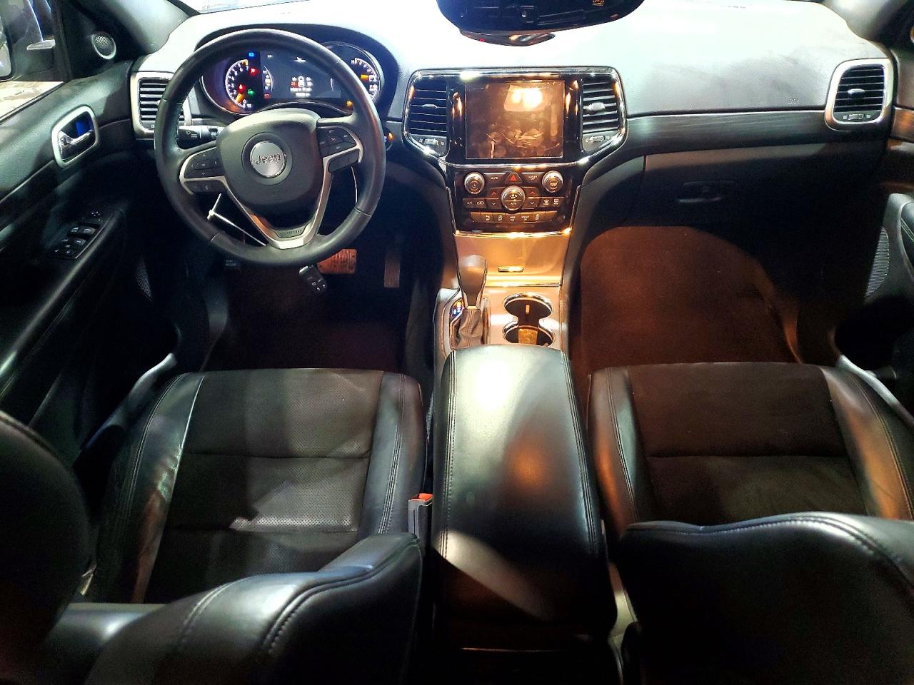 2019 JEEP GRAND CHEROKEE LAREDO photo 22