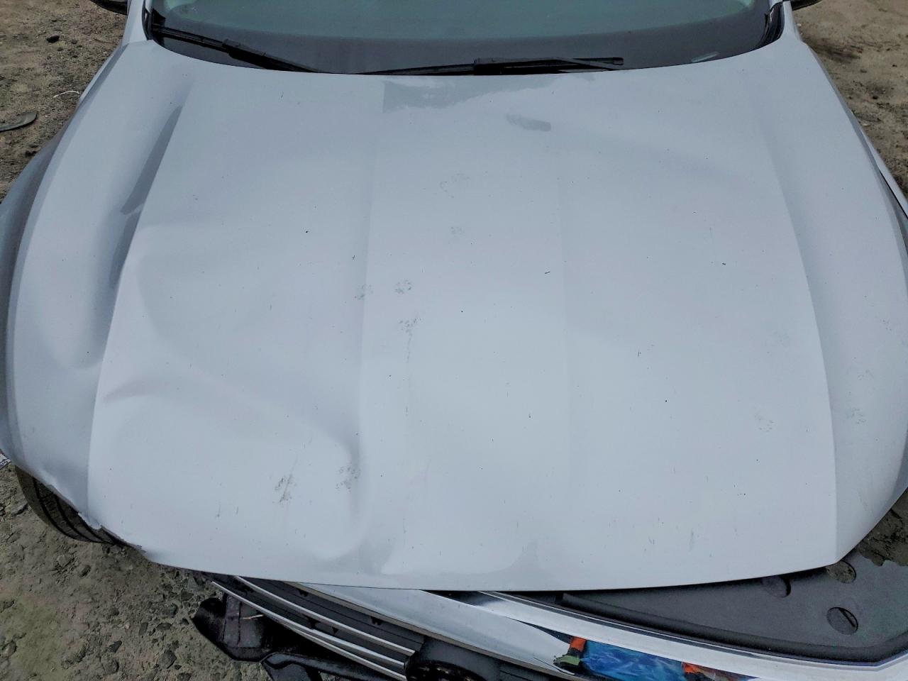 2021 VOLKSWAGEN PASSAT SE photo 21