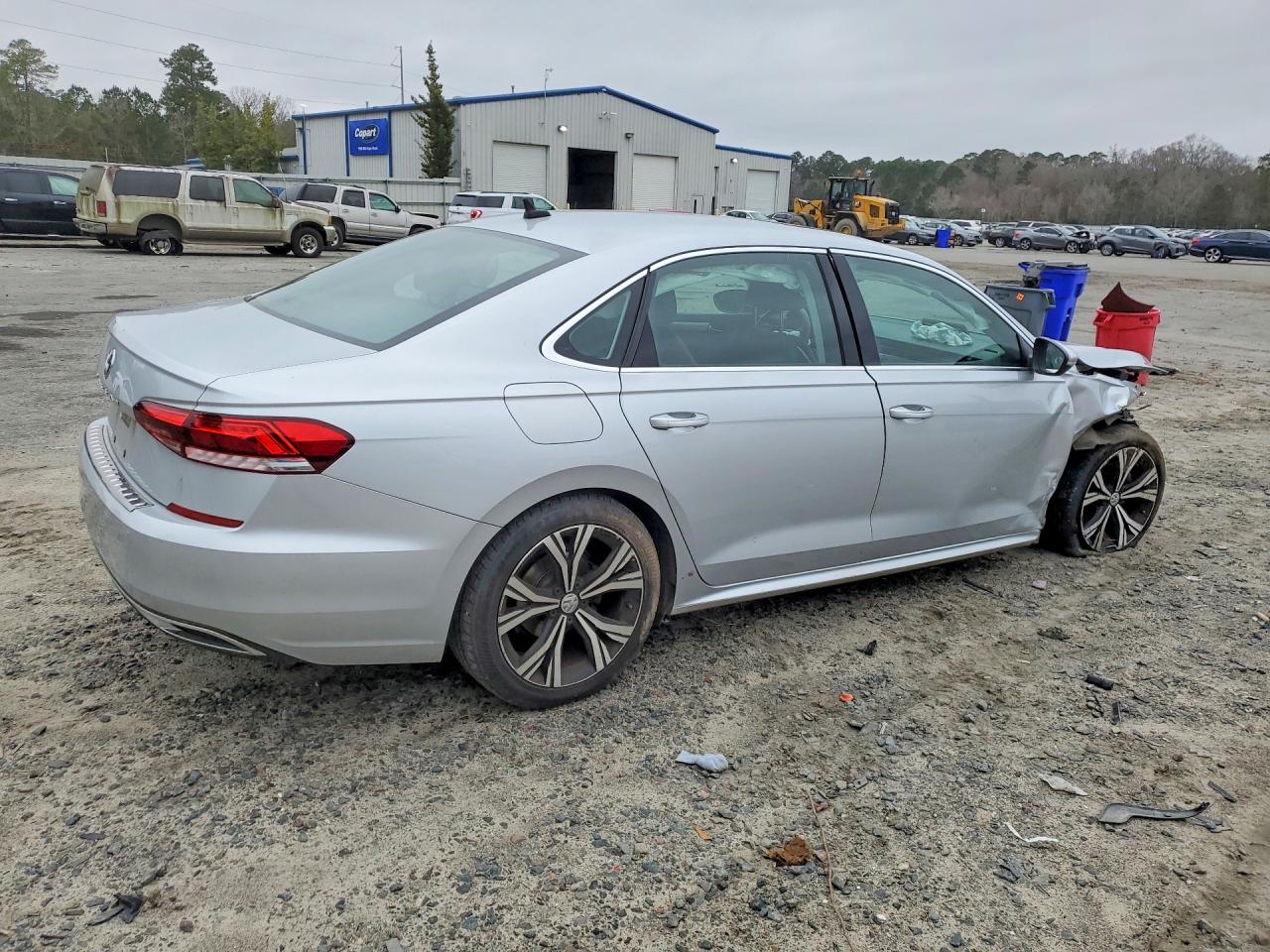 2021 VOLKSWAGEN PASSAT SE photo 5