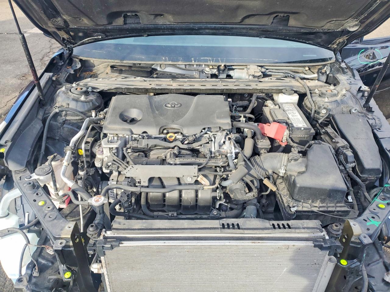 2020 TOYOTA CAMRY SE photo 21