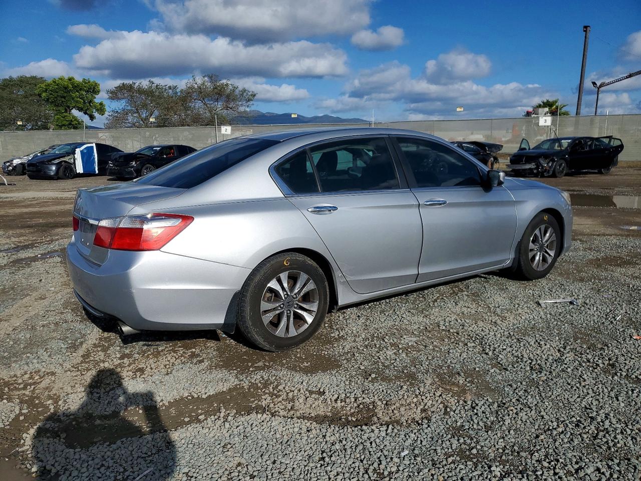 2013 HONDA ACCORD LX photo 5