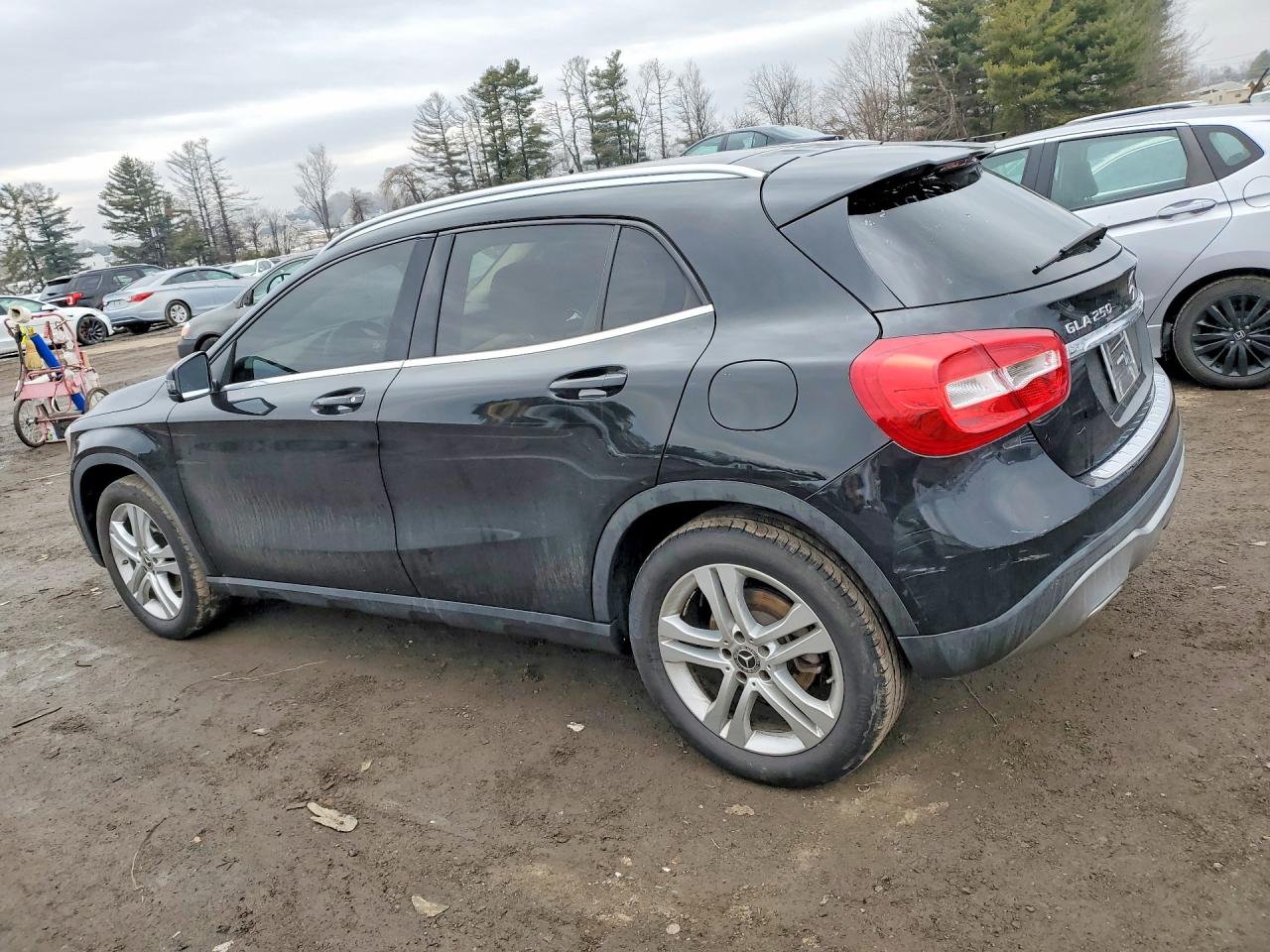 2019 MERCEDES-BENZ GLA 250 photo 3