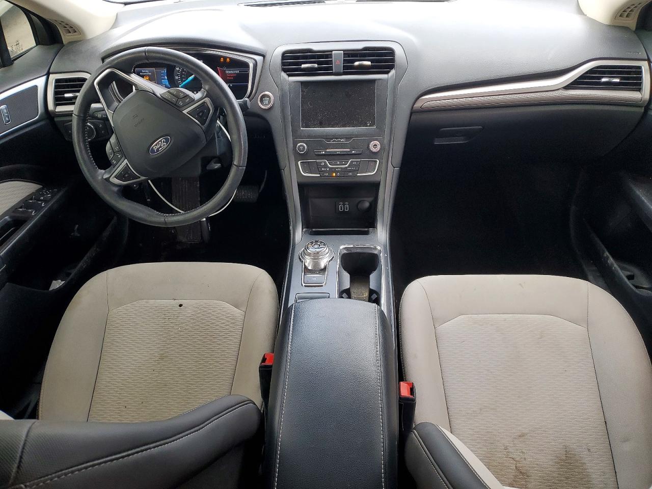 2019 FORD FUSION SE photo 15