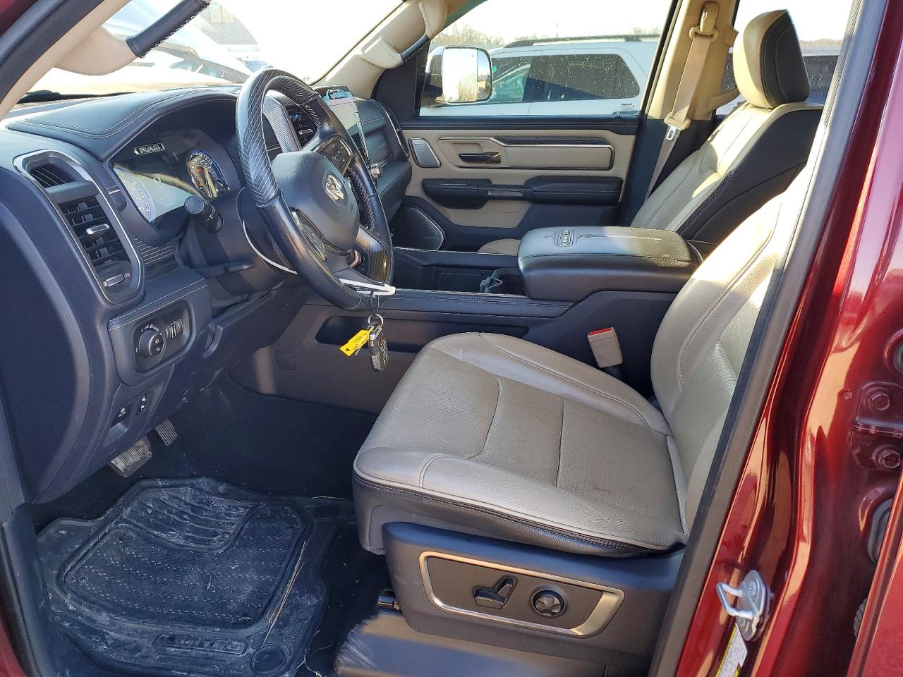 2019 RAM 1500 LIMITED photo 19