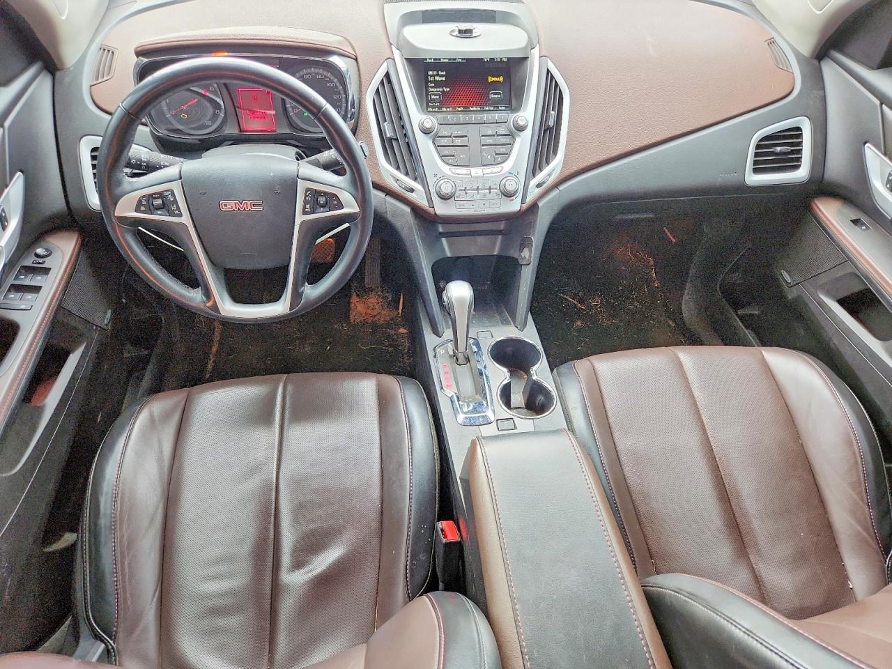 2015 GMC TERRAIN SLT photo 8