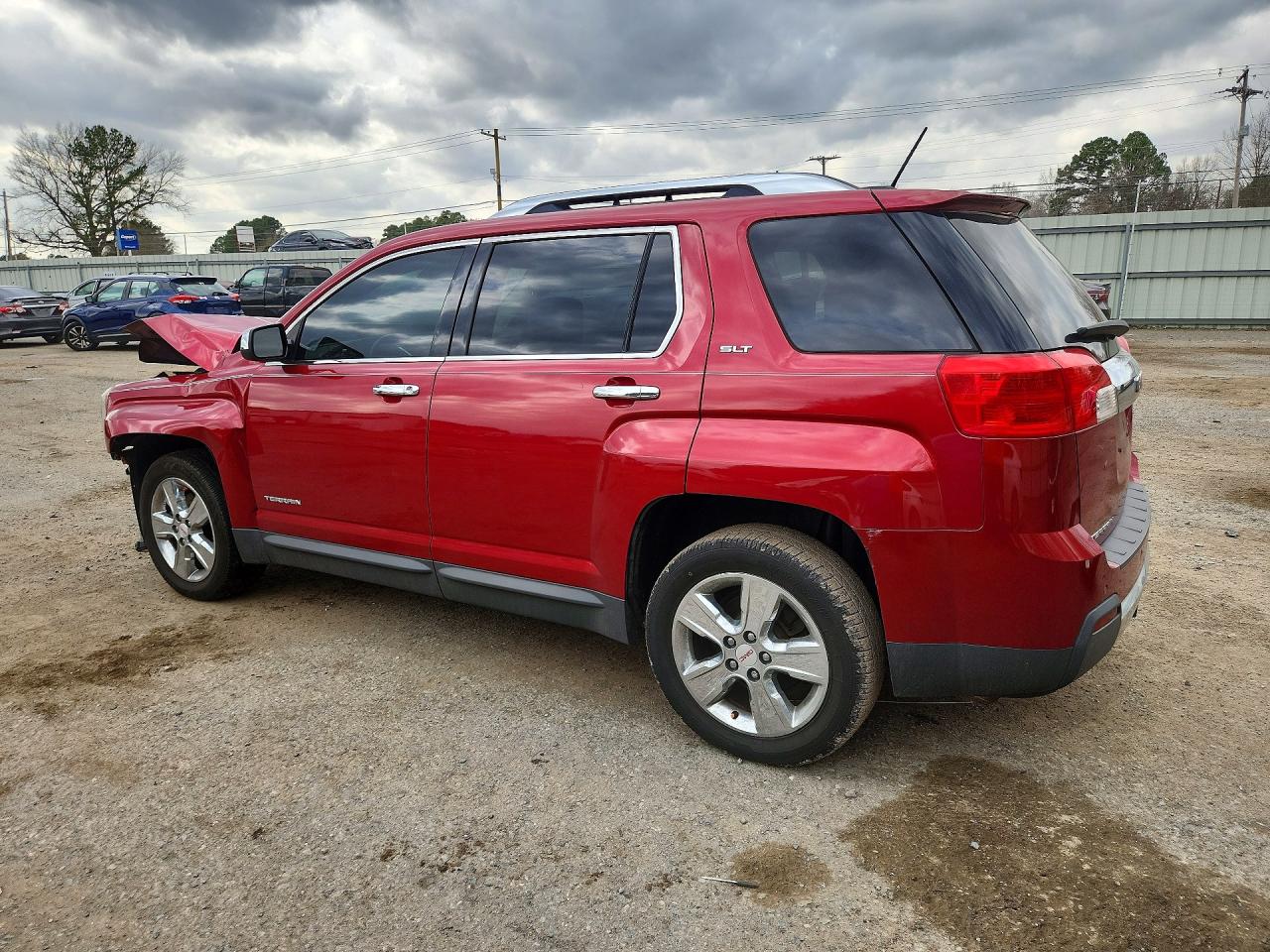 2015 GMC TERRAIN SLT photo 2