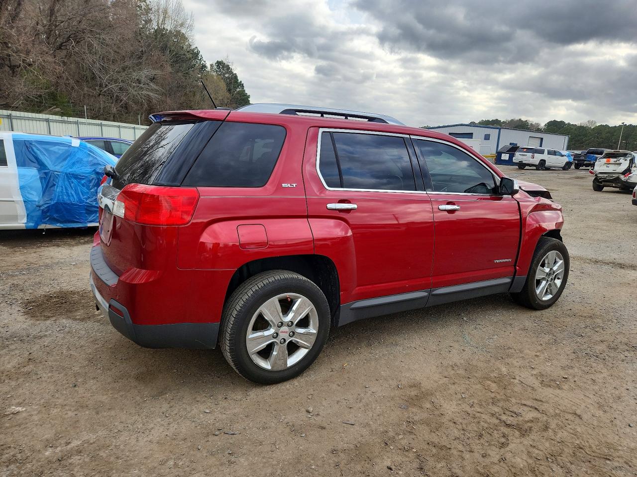 2015 GMC TERRAIN SLT photo 3