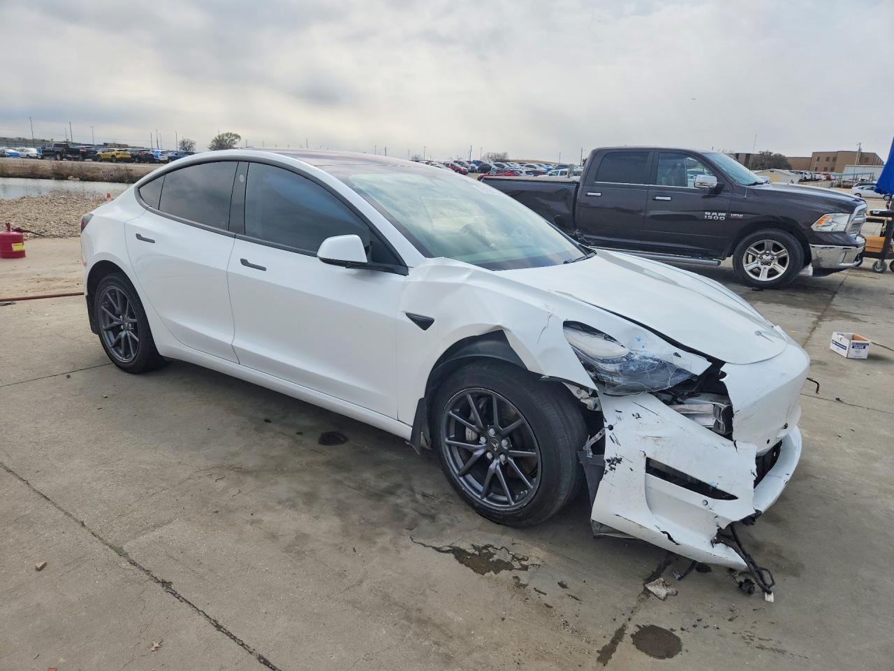2018 TESLA MODEL 3 photo 7