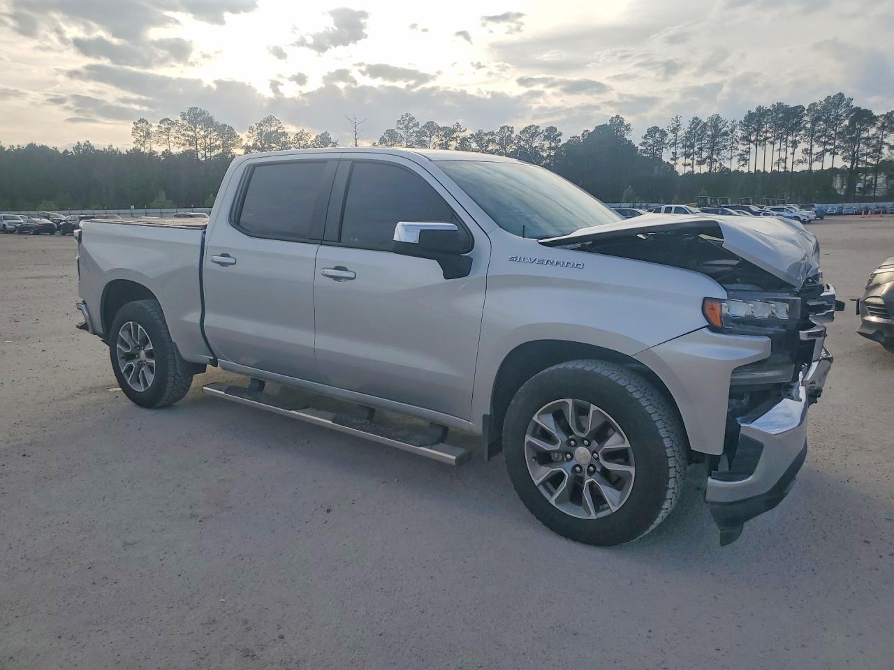 2019 CHEVROLET SILVERADO C1500 LT photo 7