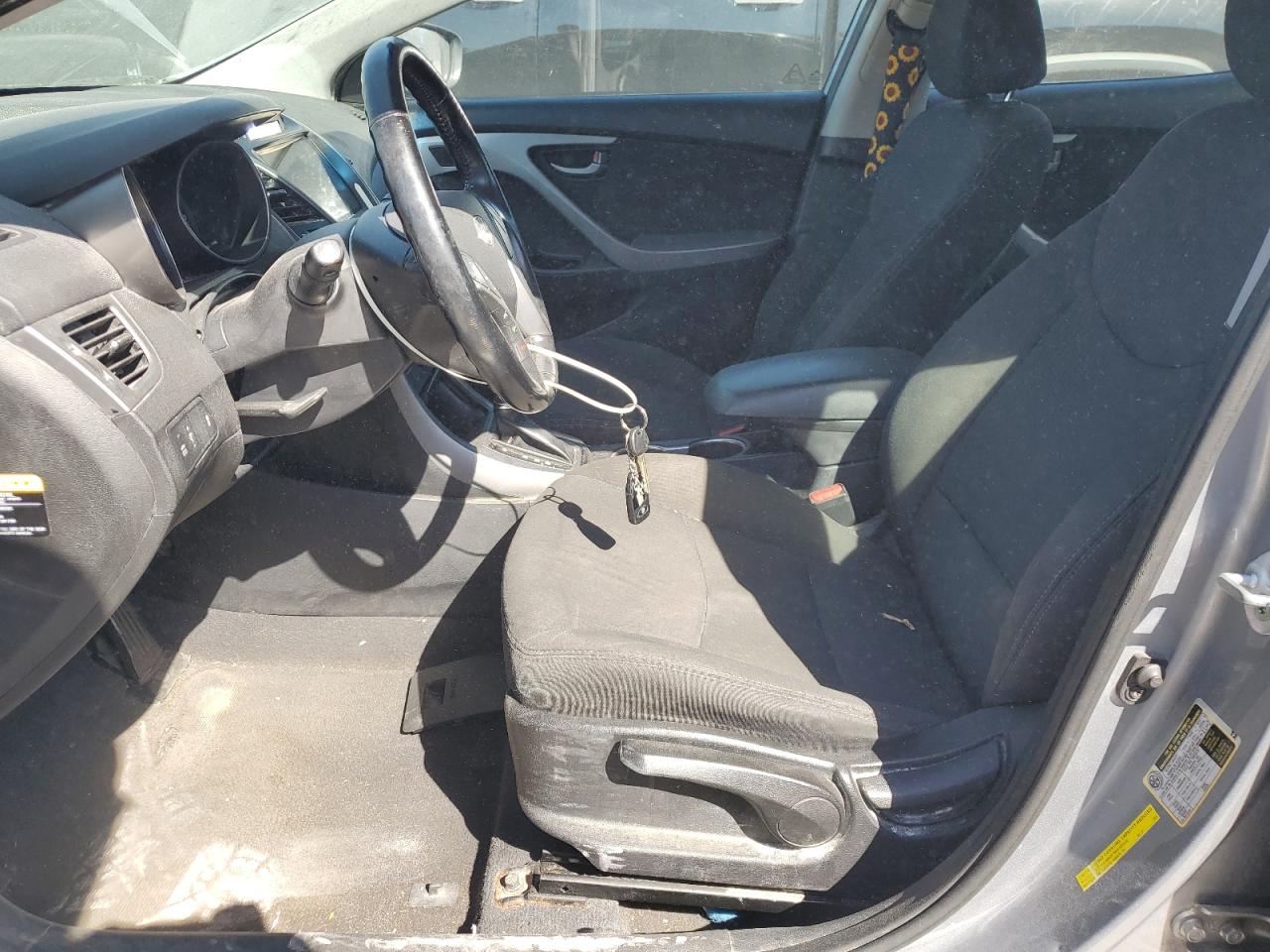 2015 HYUNDAI ELANTRA SE photo 13