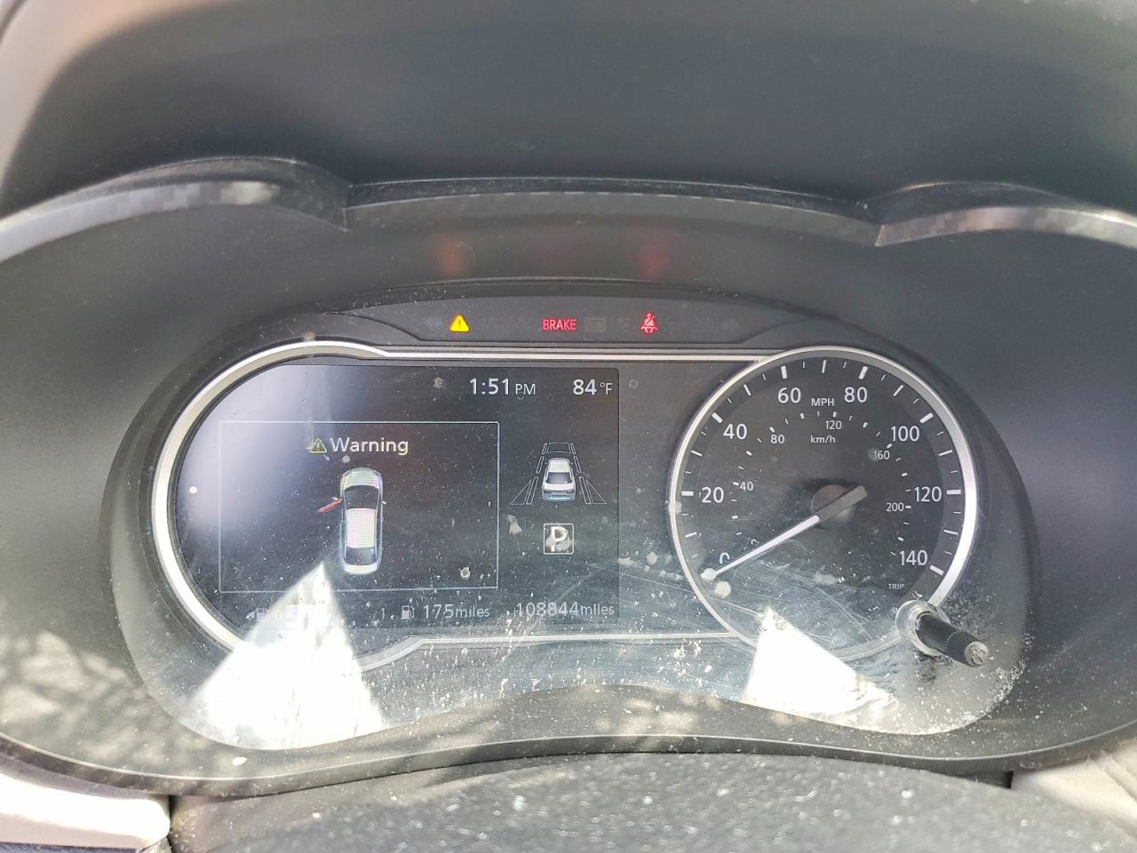 2021 NISSAN VERSA SV photo 9
