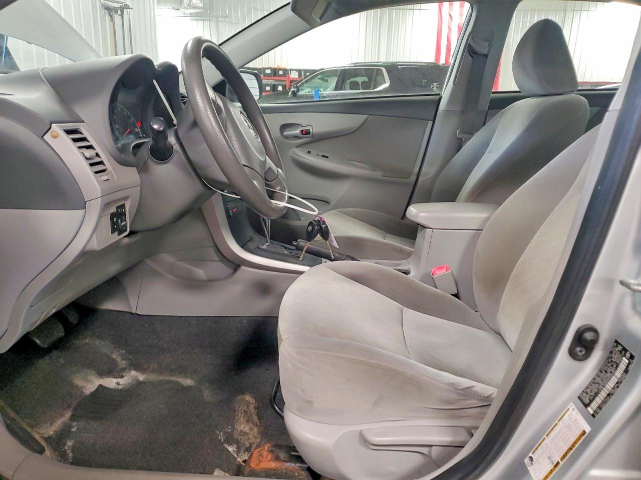 2009 TOYOTA COROLLA photo 19