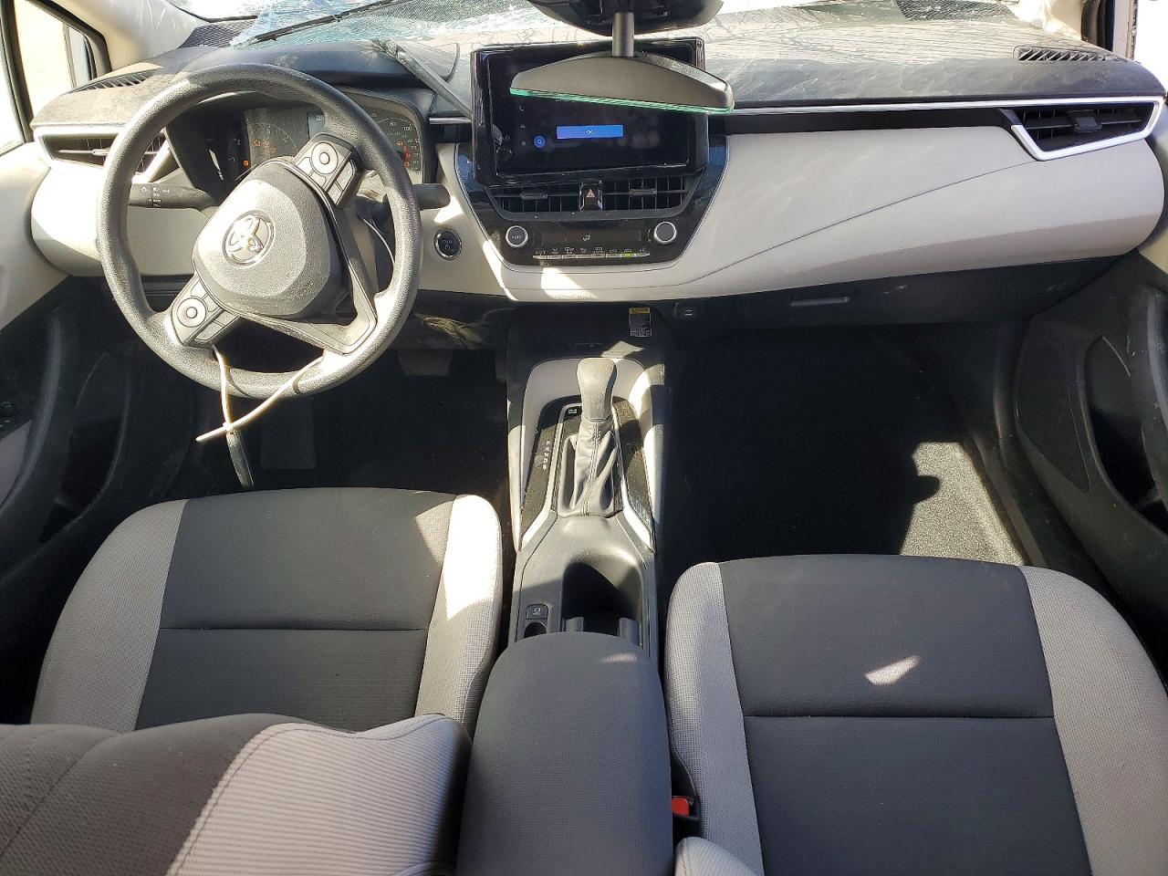 2025 TOYOTA COROLLA LE photo 8