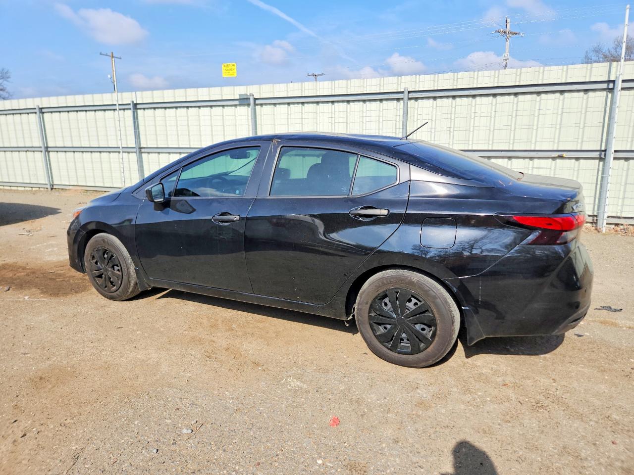 2024 NISSAN VERSA S photo 3