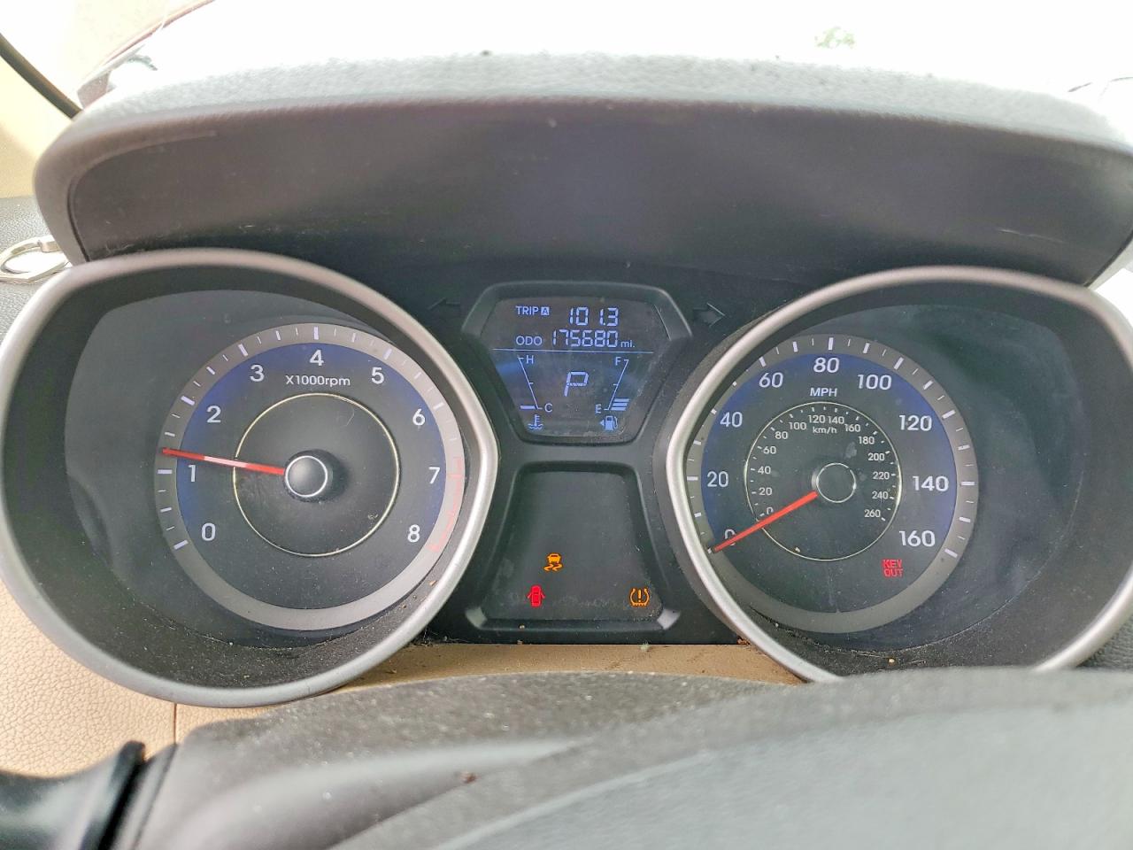 2012 HYUNDAI ELANTRA GLS photo 17