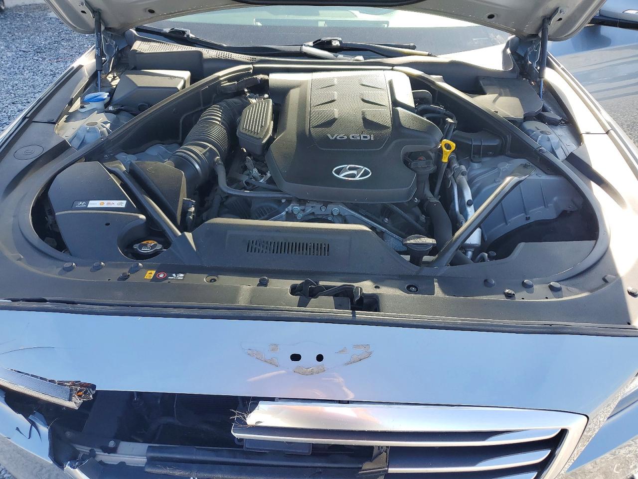 2015 HYUNDAI GENESIS 3.8L photo 11