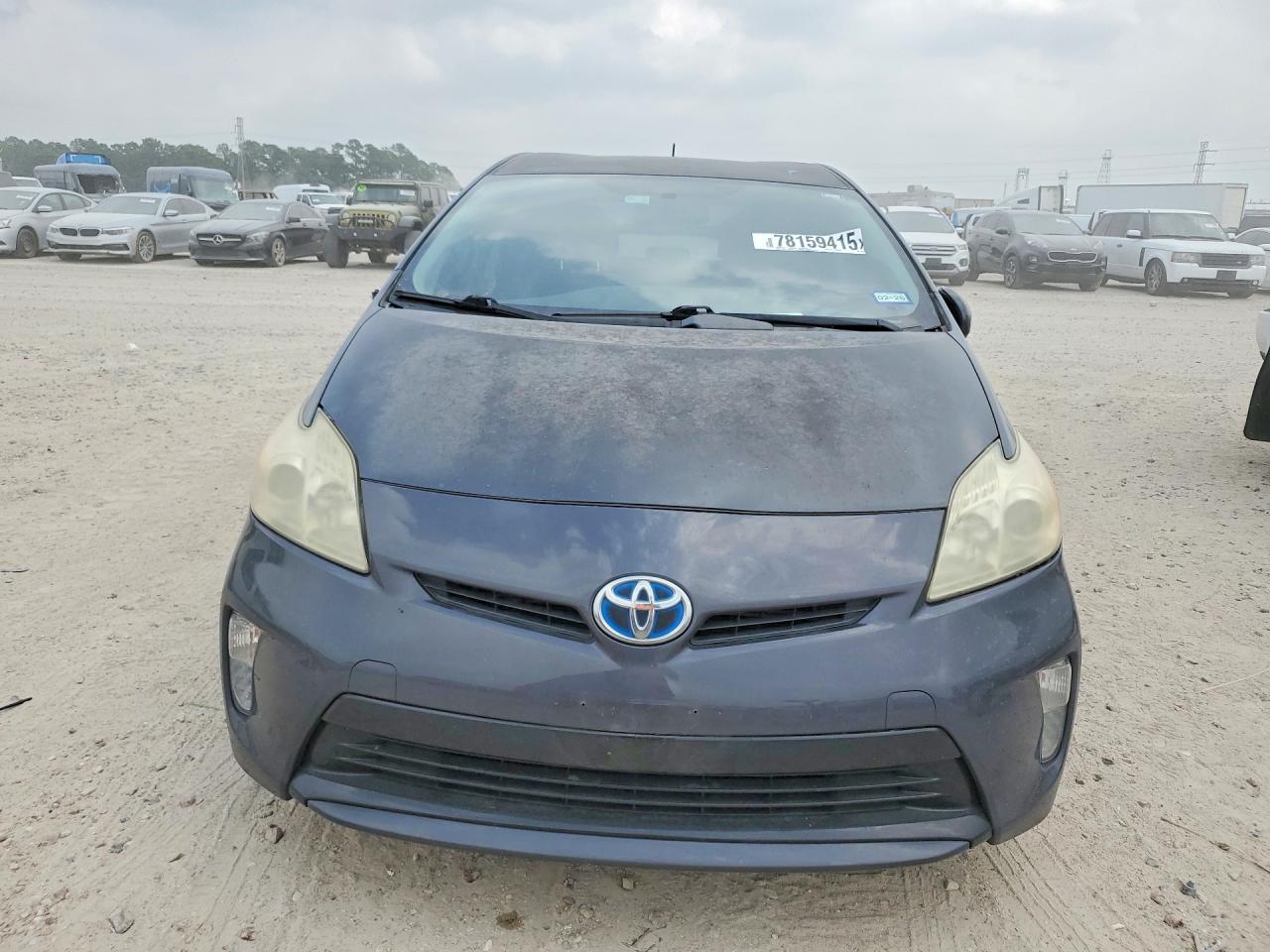 2014 TOYOTA PRIUS C photo 5