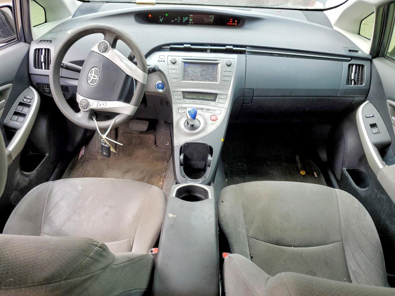 2014 TOYOTA PRIUS C photo 8