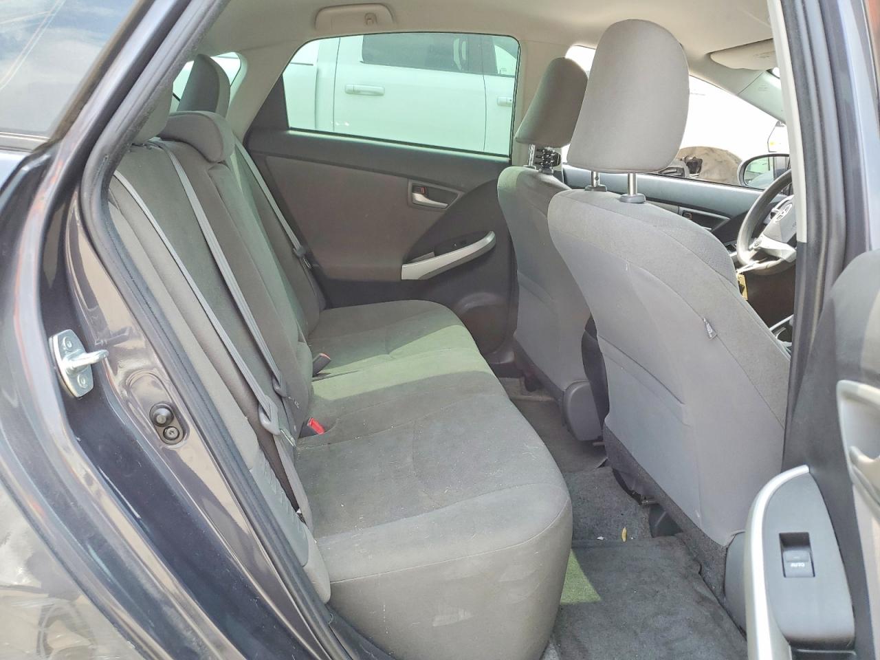 2014 TOYOTA PRIUS C photo 10
