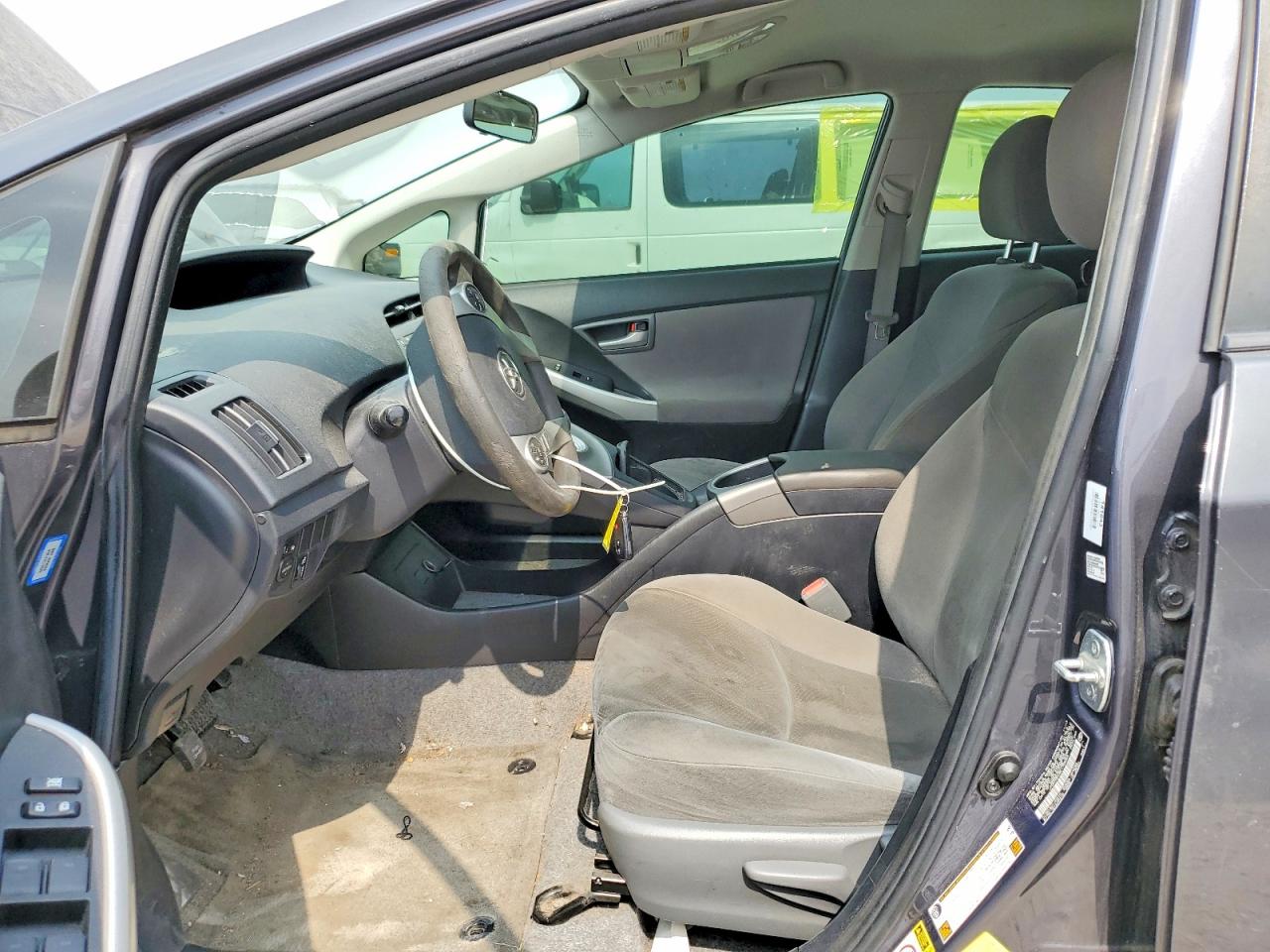 2014 TOYOTA PRIUS C photo 7