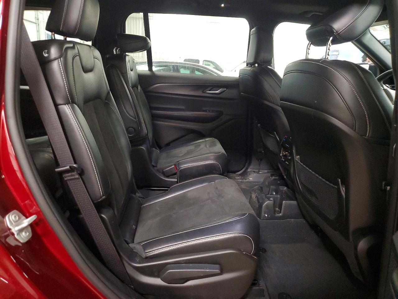 2024 JEEP GRAND CHEROKEE L LAREDO photo 21