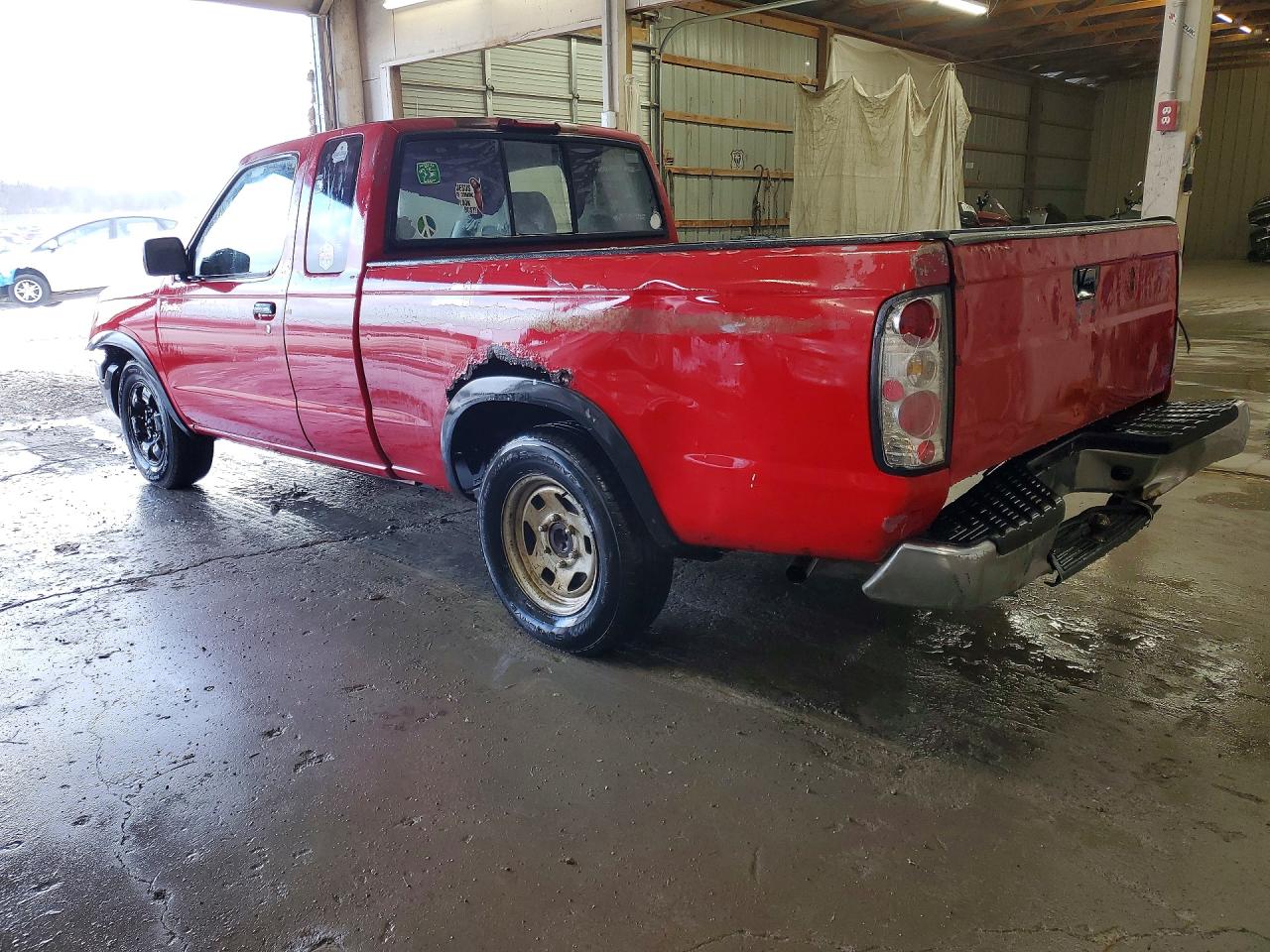 1998 NISSAN FRONTIER XE photo 2