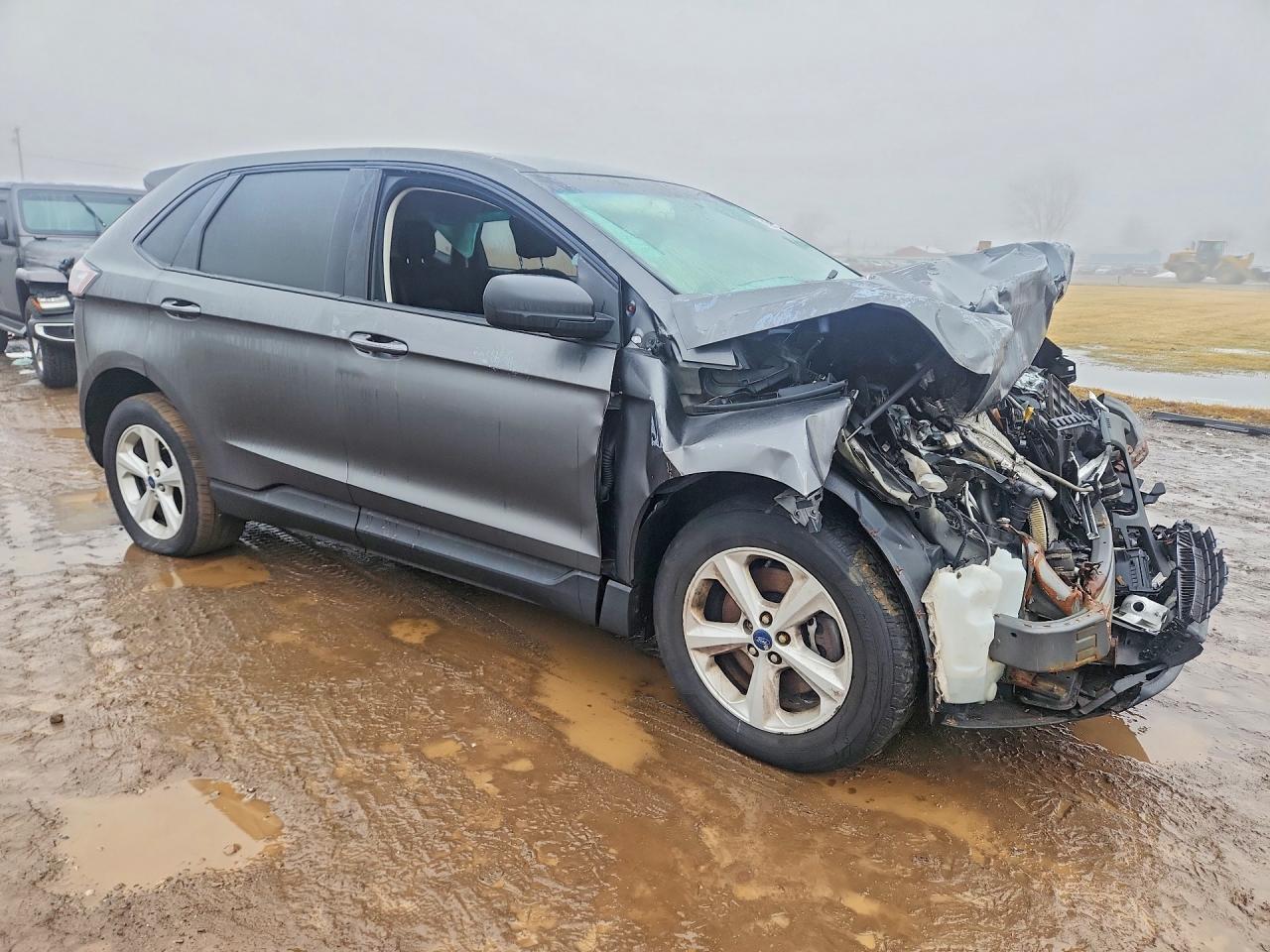 2016 FORD EDGE SE photo 4