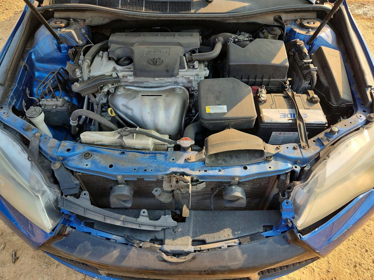 2016 TOYOTA CAMRY LE photo 11
