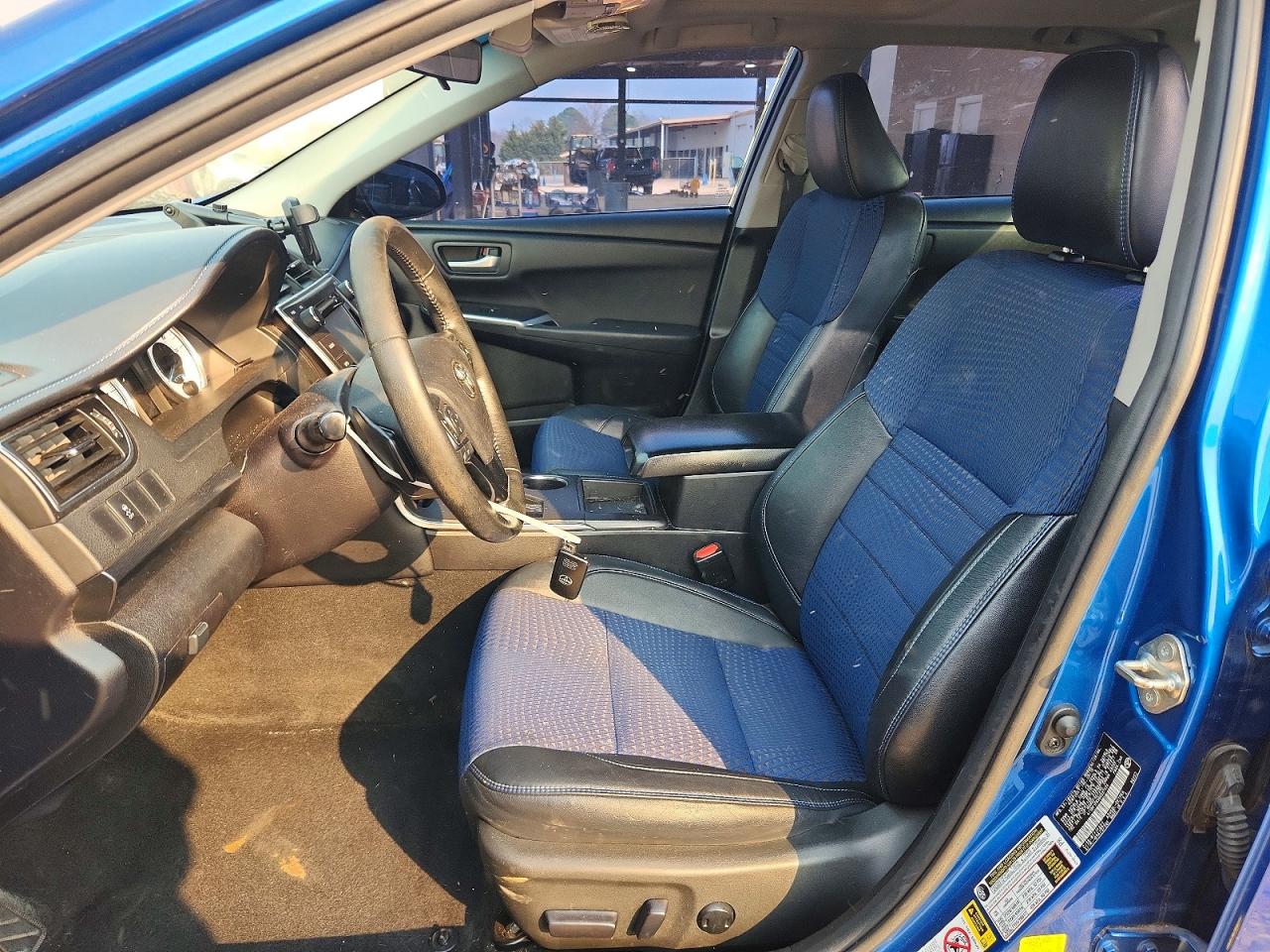 2016 TOYOTA CAMRY LE photo 7