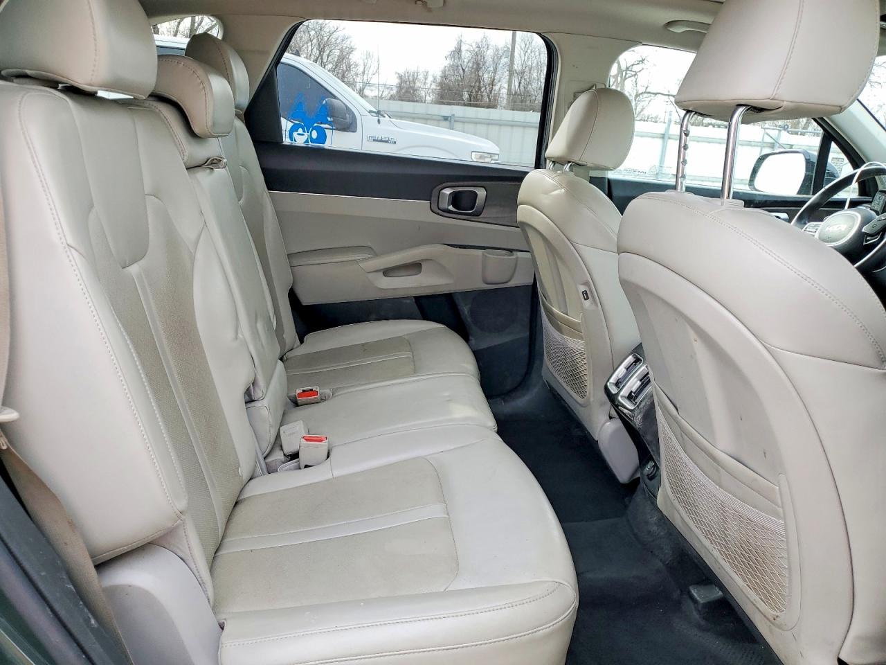 2022 KIA SORENTO S photo 11