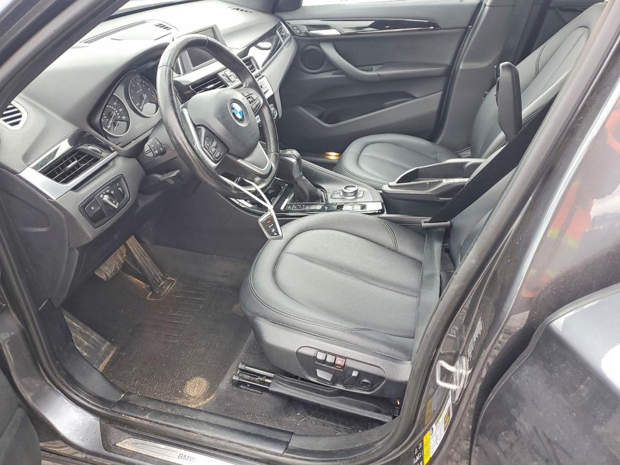 2016 BMW X1 XDRIVE28I photo 13
