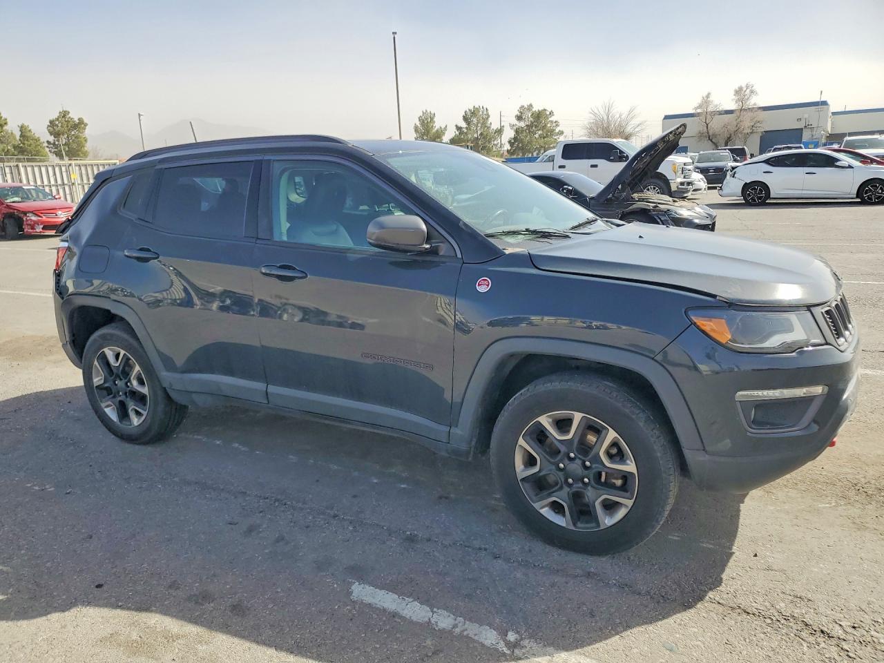 2017 JEEP COMPASS TRAILHAWK photo 7