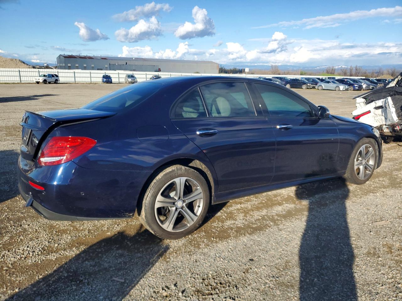2017 MERCEDES-BENZ E 300 photo 5
