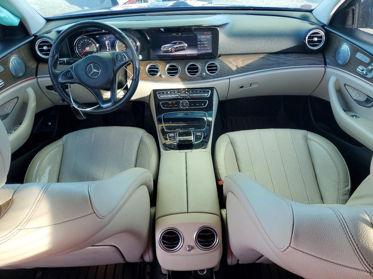 2017 MERCEDES-BENZ E 300 photo 15