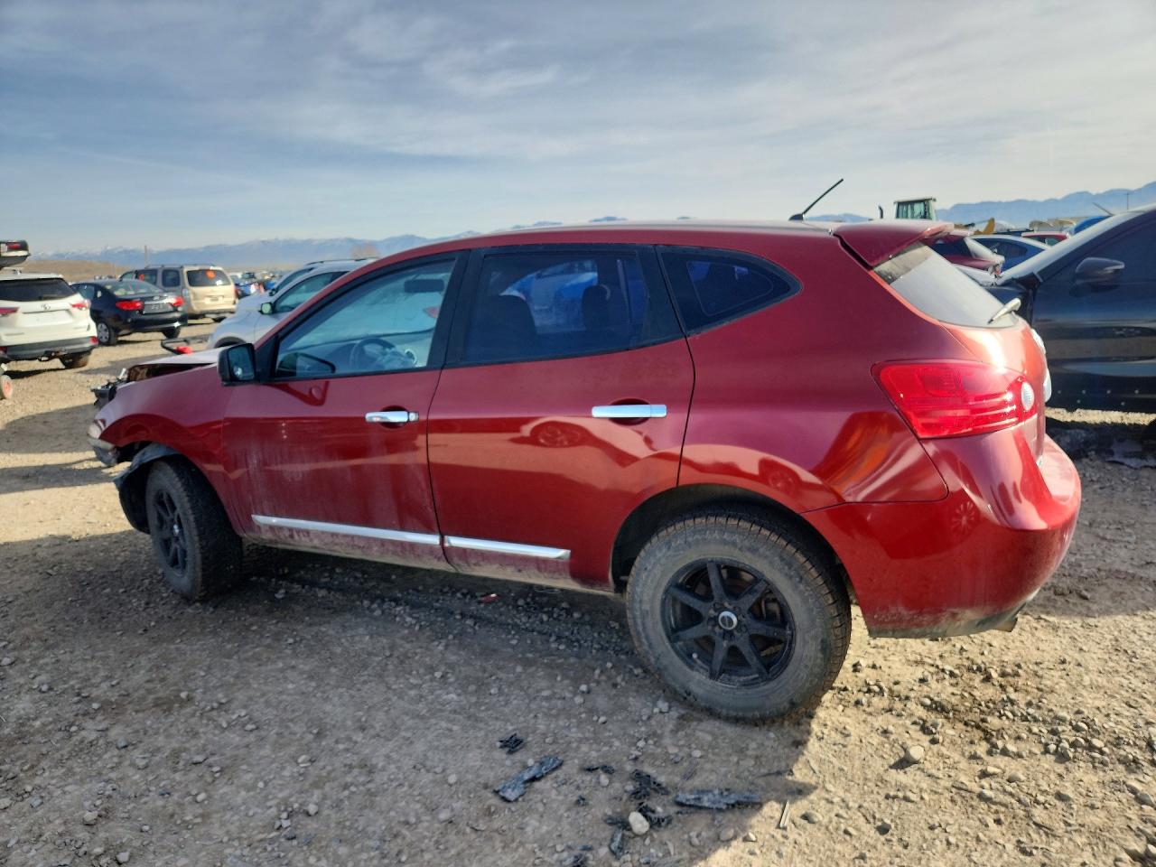 2013 NISSAN ROGUE S photo 4