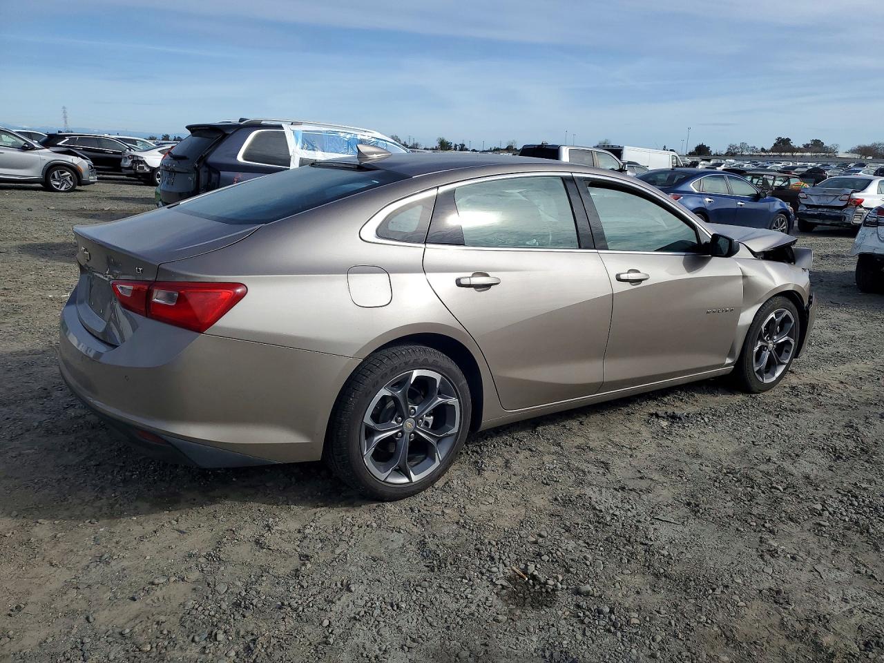 2023 CHEVROLET MALIBU LT photo 7