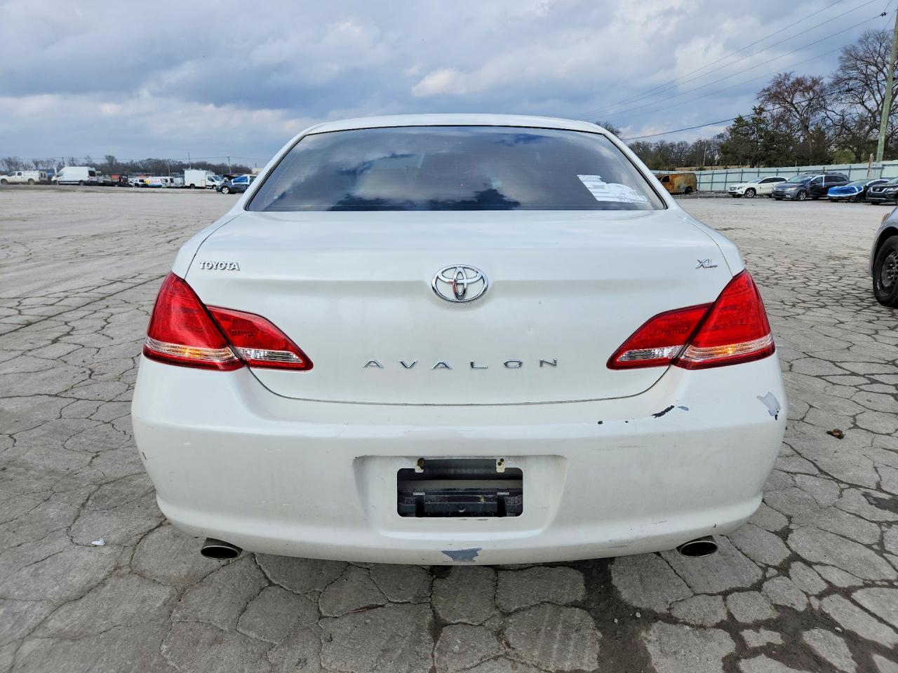 2006 TOYOTA AVALON XL photo 16