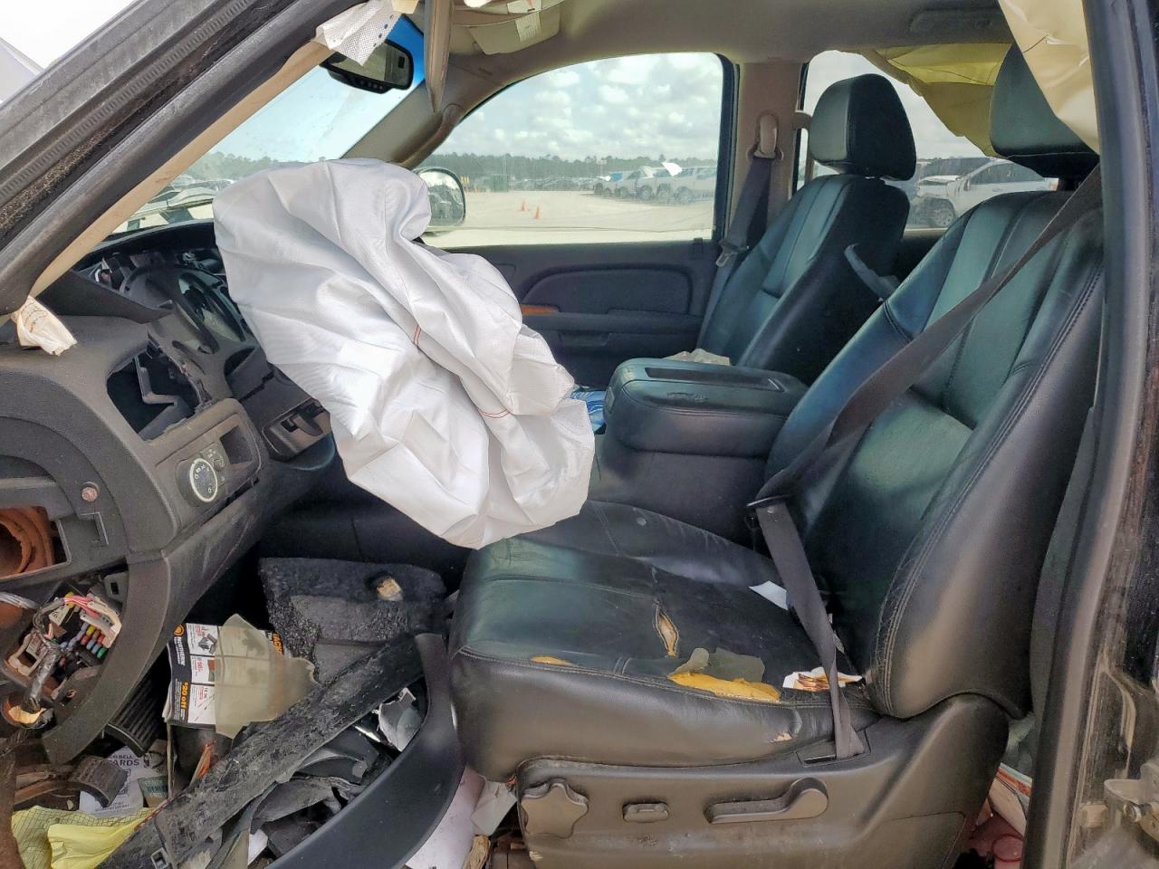 2008 CHEVROLET TAHOE C1500 photo 7