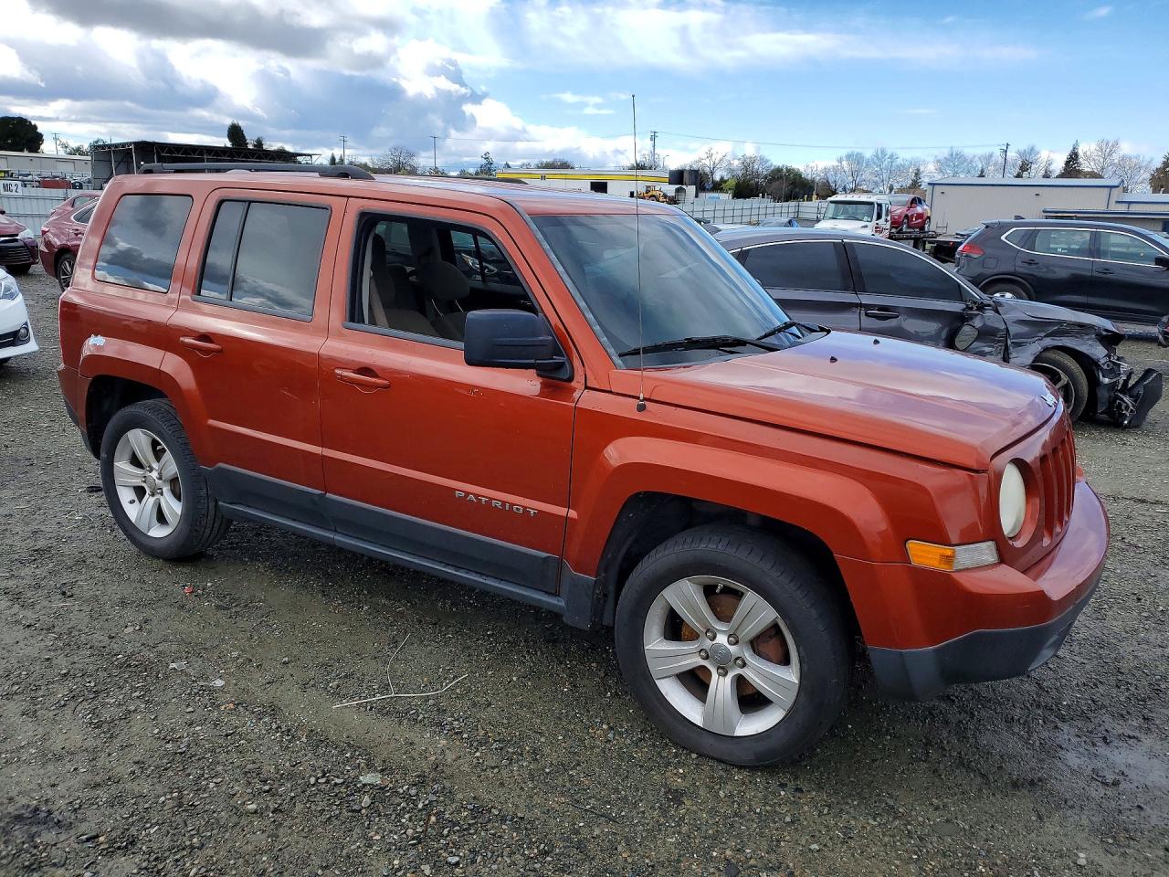 2012 JEEP PATRIOT SPORT photo 7