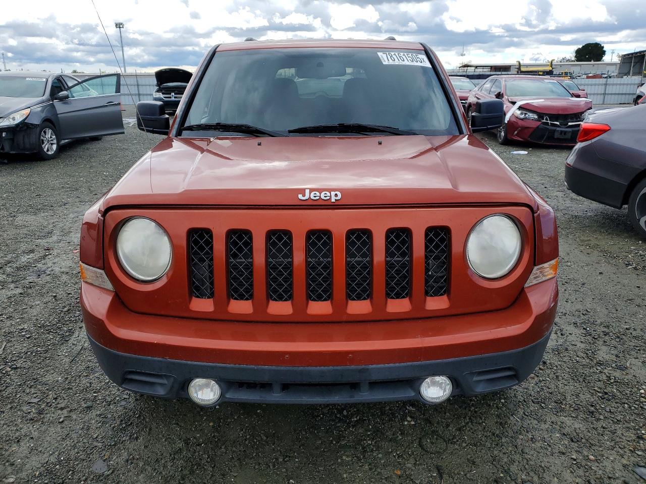 2012 JEEP PATRIOT SPORT photo 9