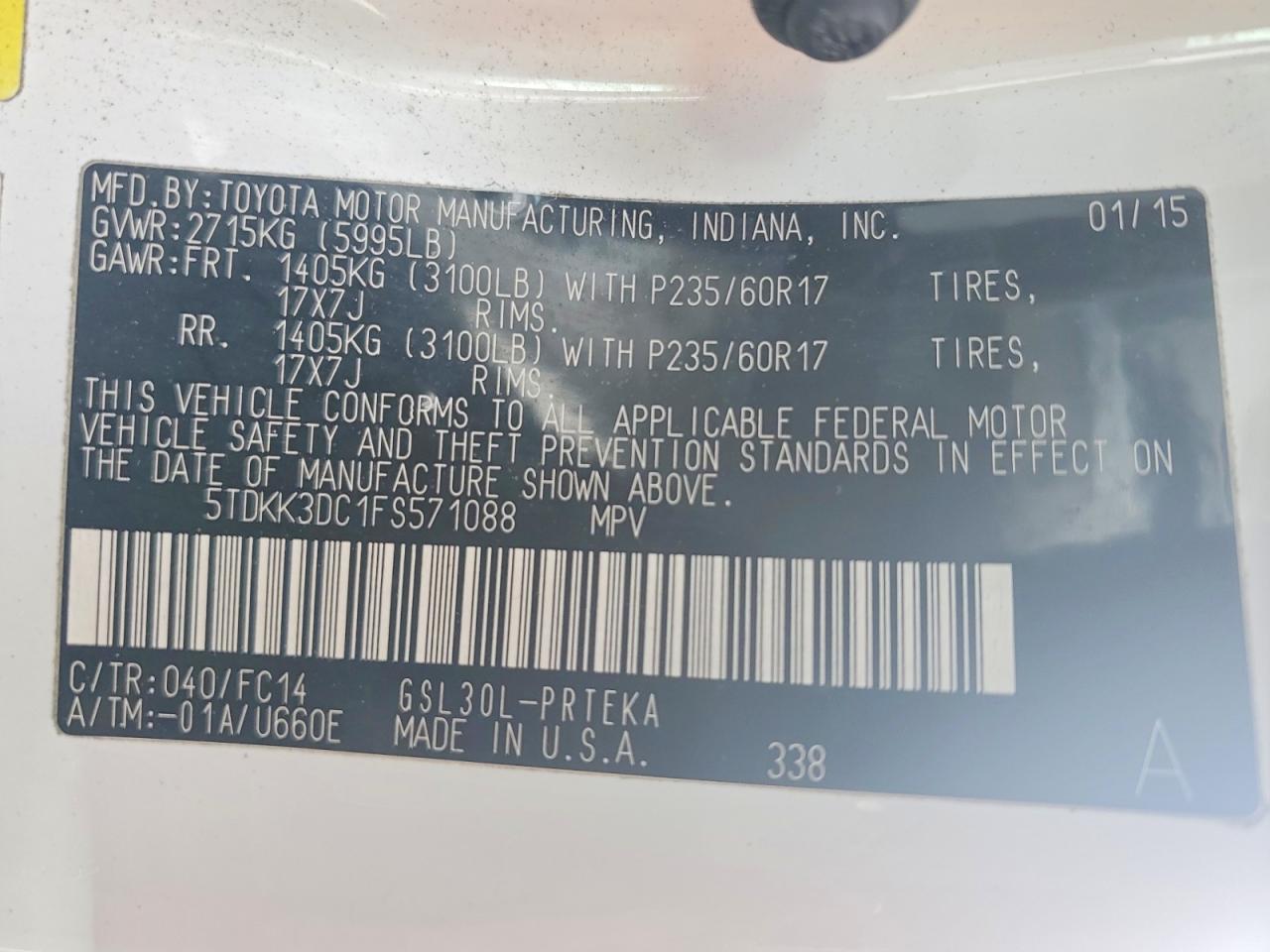 2015 TOYOTA SIENNA LE 8-PASSENGER photo 37