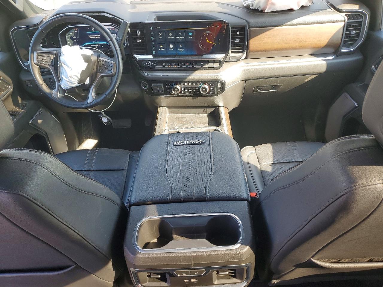 2024 CHEVROLET SILVERADO K2500 HIGH COUNTRY photo 8