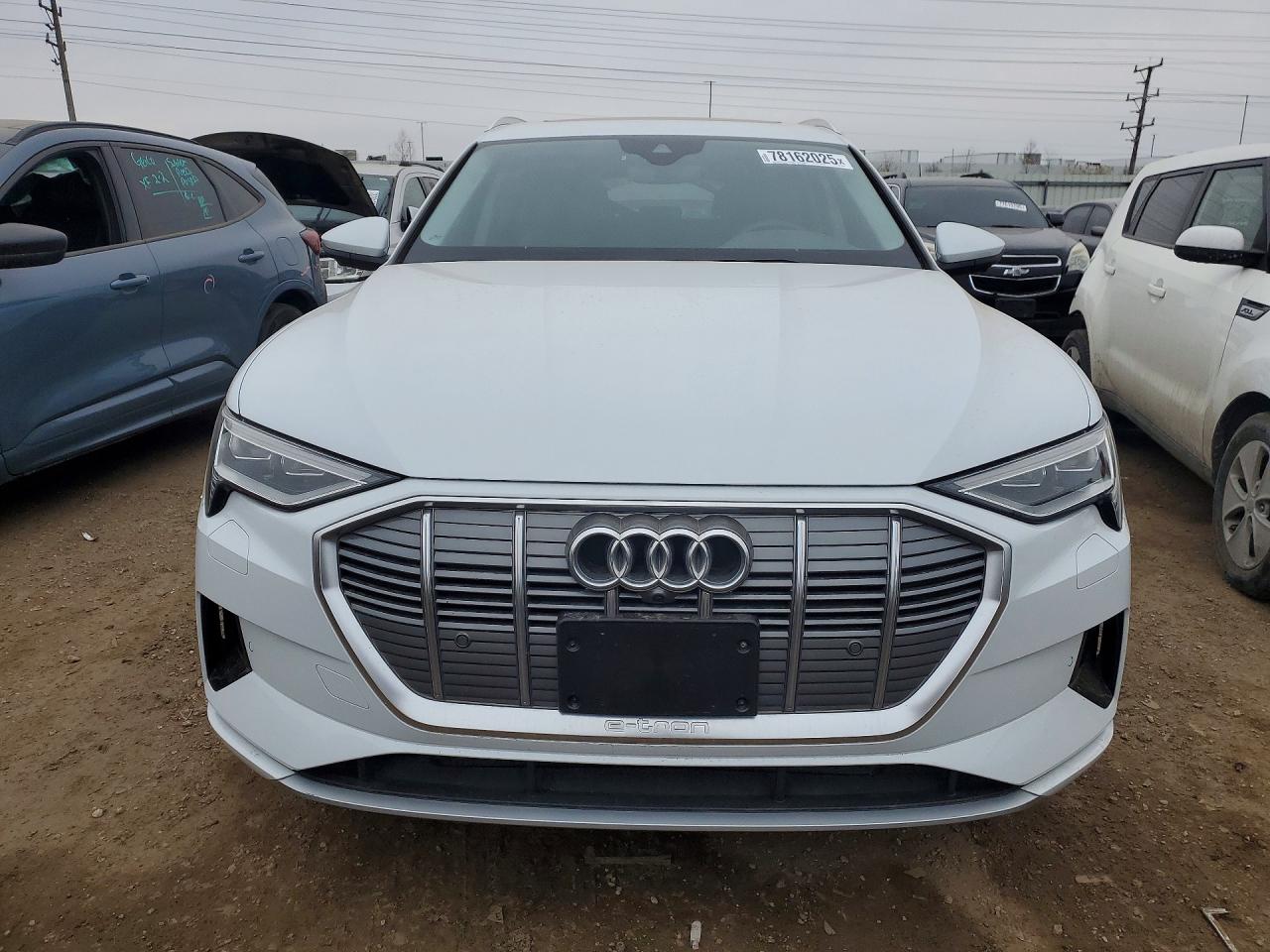 2022 AUDI E-TRON PREMIUM PLUS photo 5