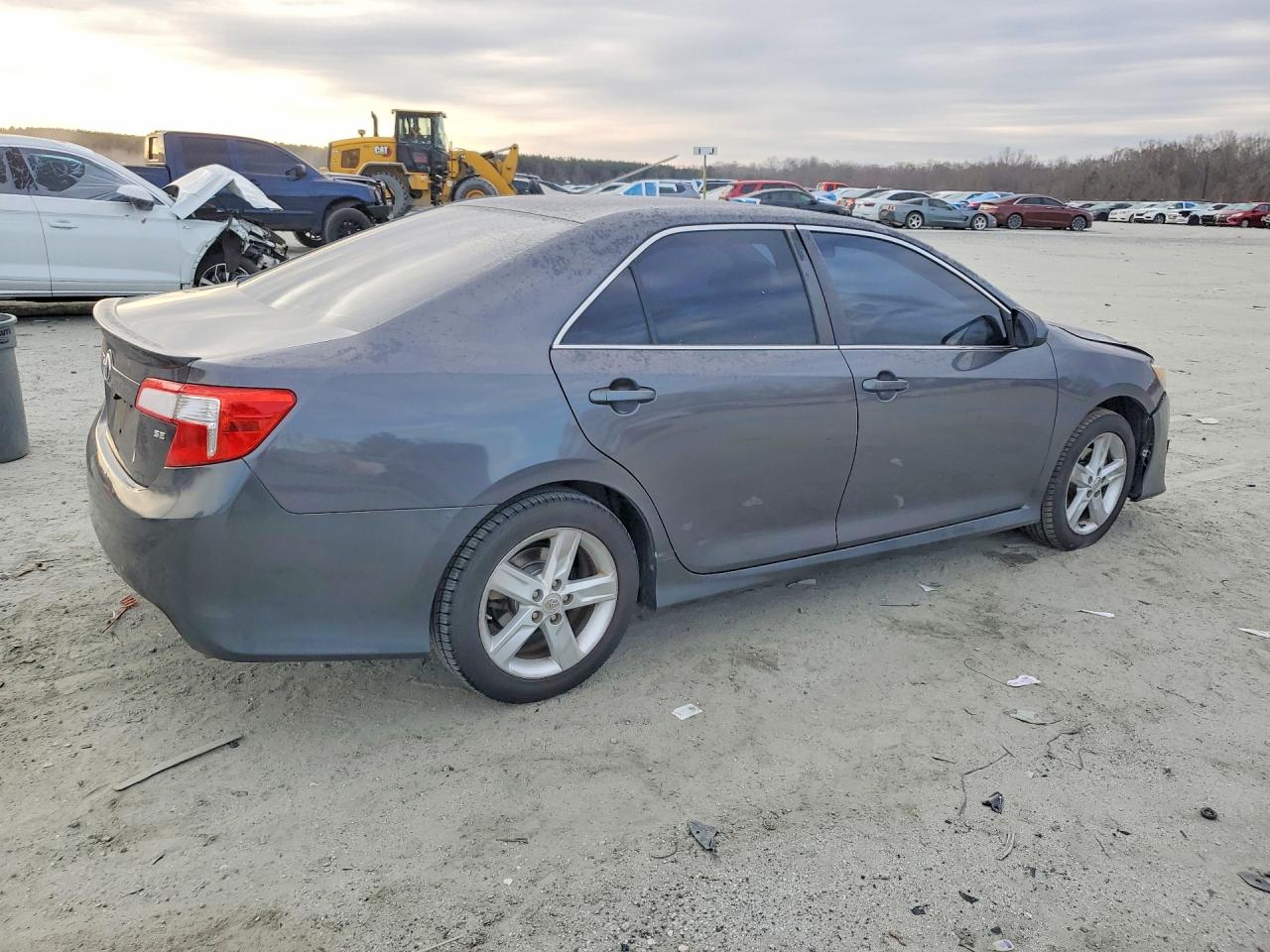 2012 TOYOTA CAMRY BASE photo 3